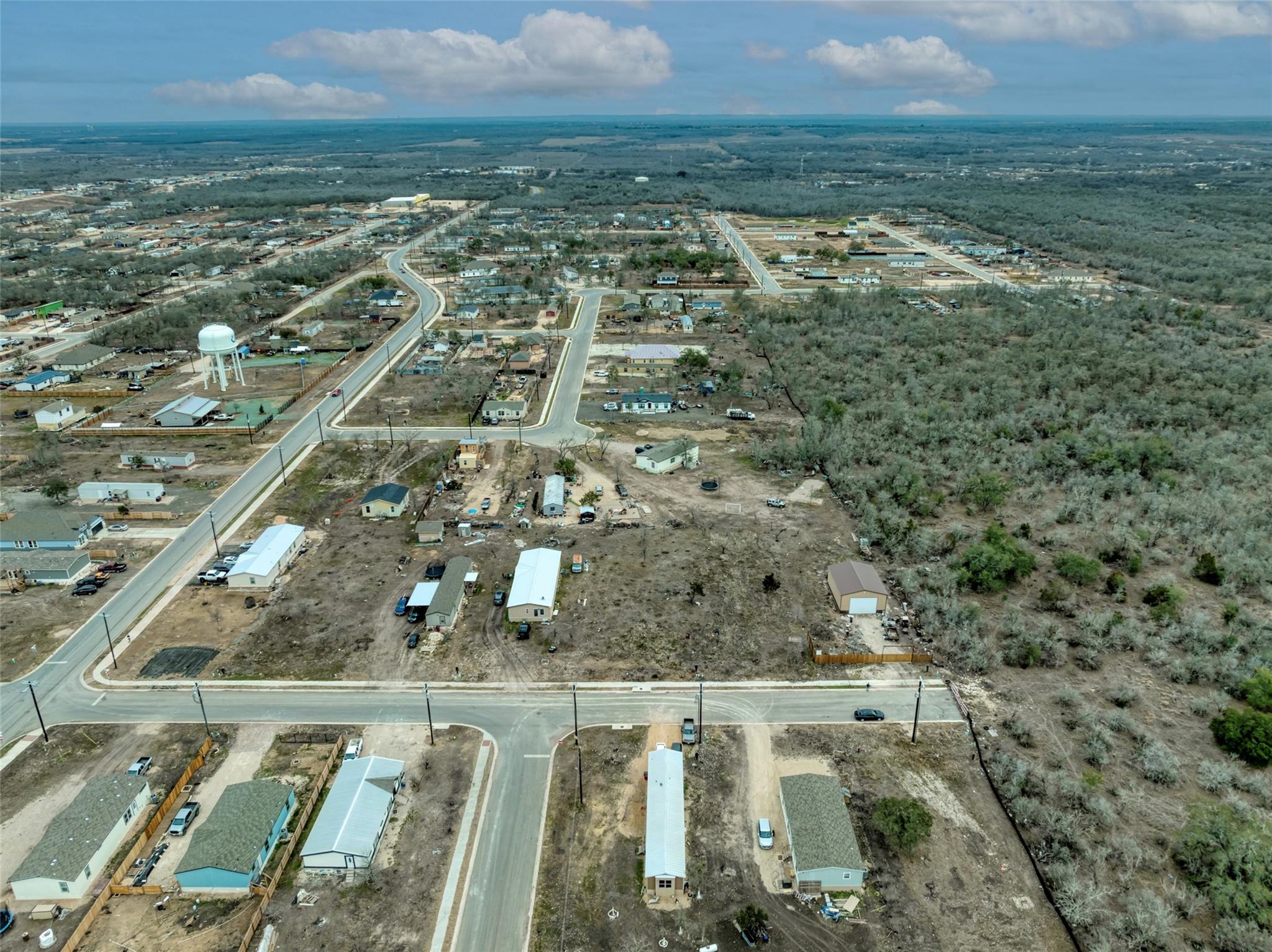 257 Trebol St, Dale, TX 78616