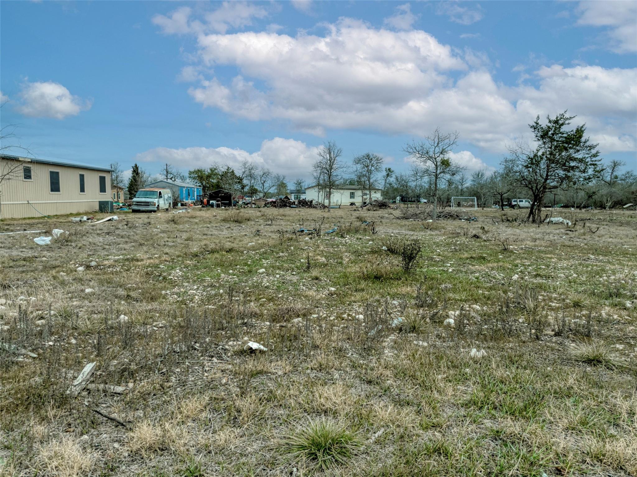 257 Trebol St, Dale, TX 78616