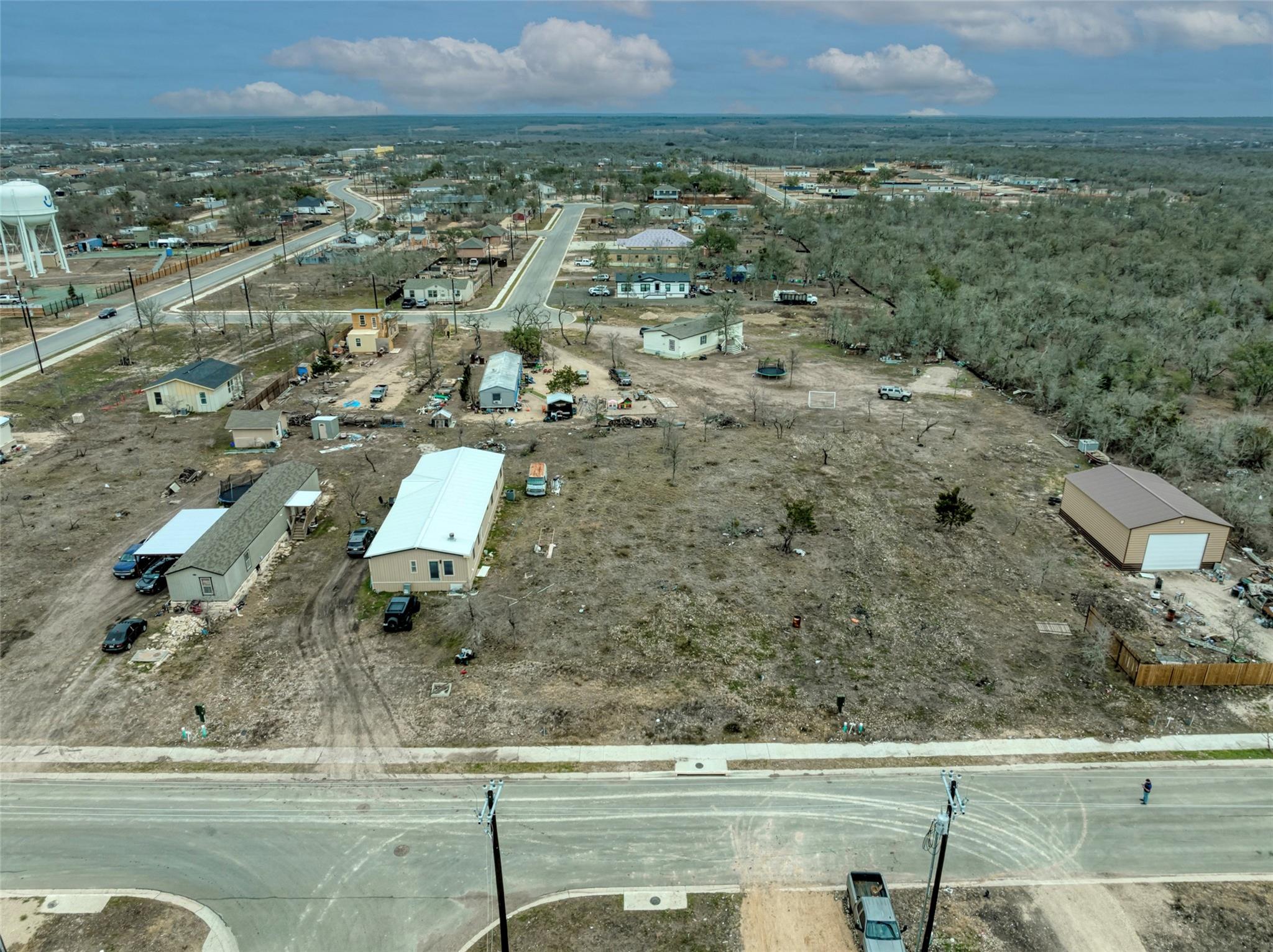 257 Trebol St, Dale, TX 78616