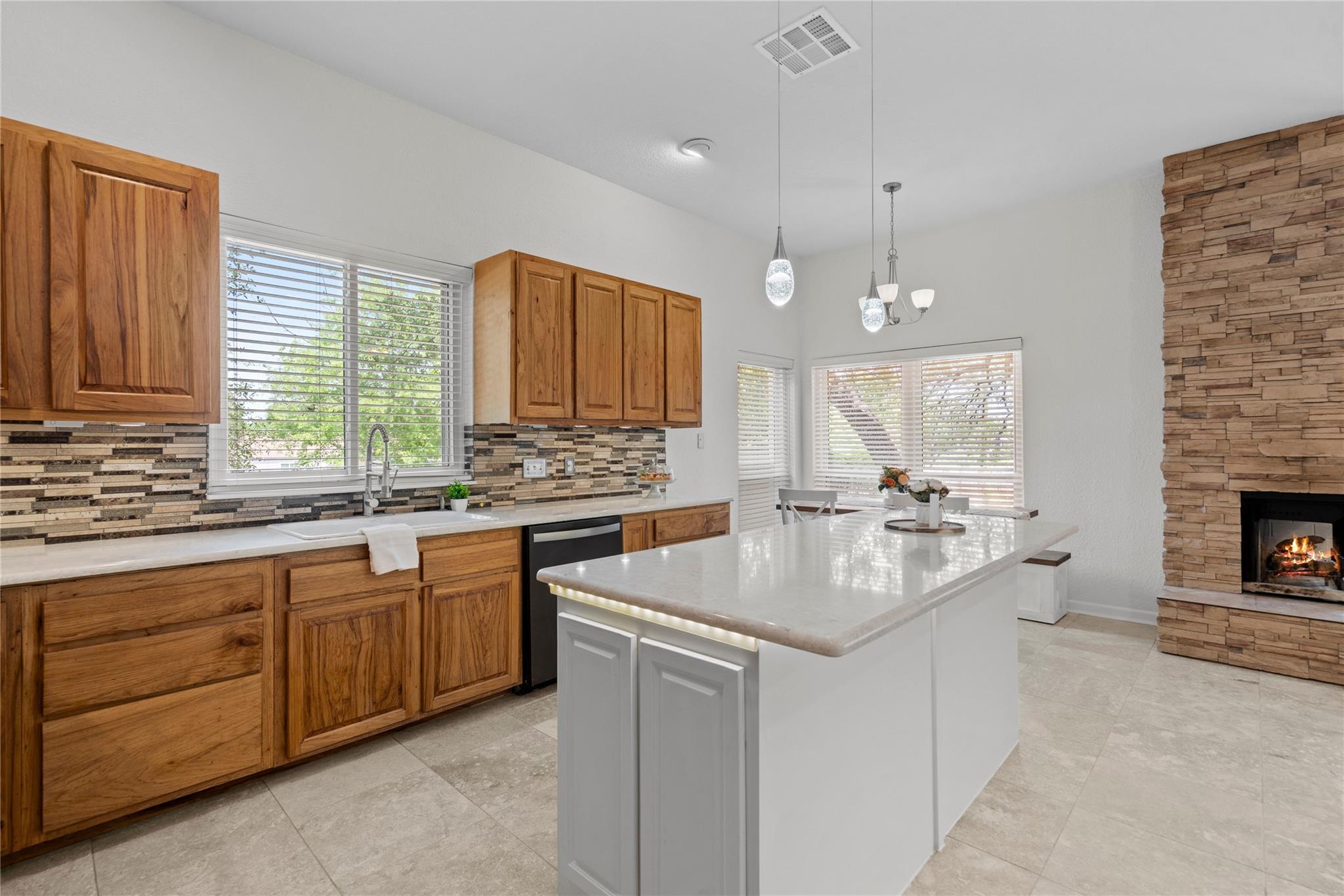 301 Crane St, Austin, TX 78734