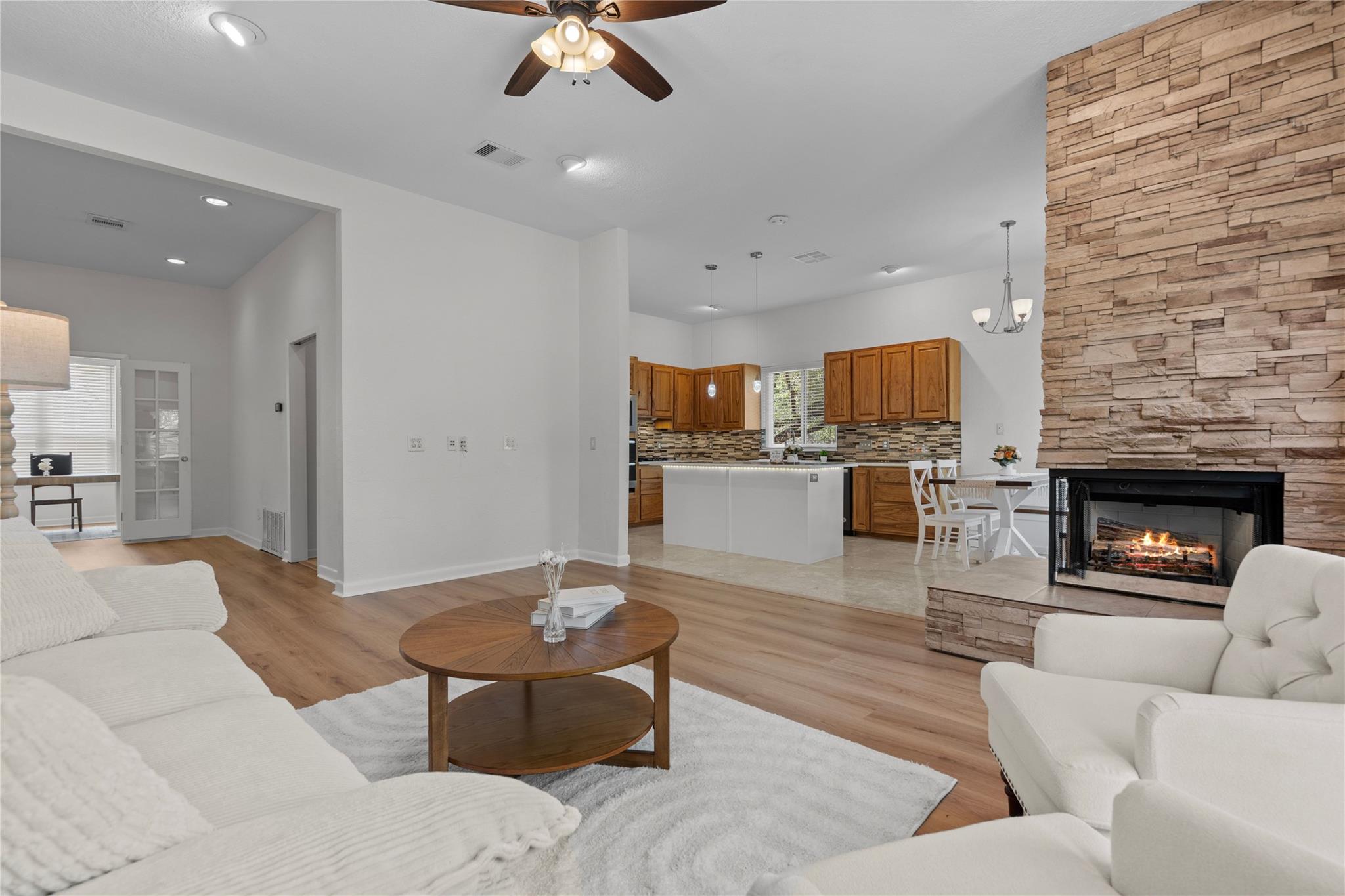 301 Crane St, Austin, TX 78734