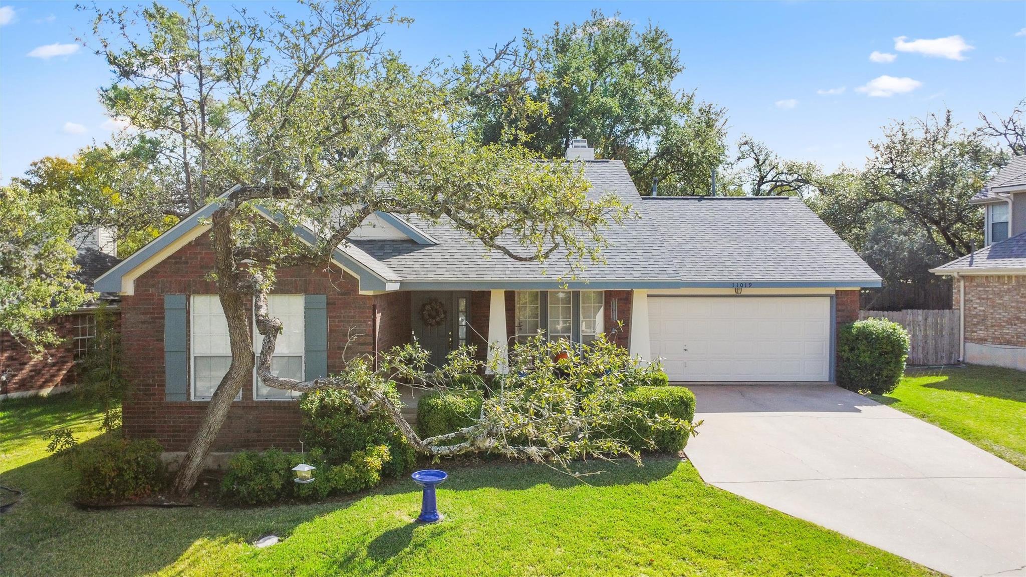 11019 Whiskey River Dr, Austin, TX 78748