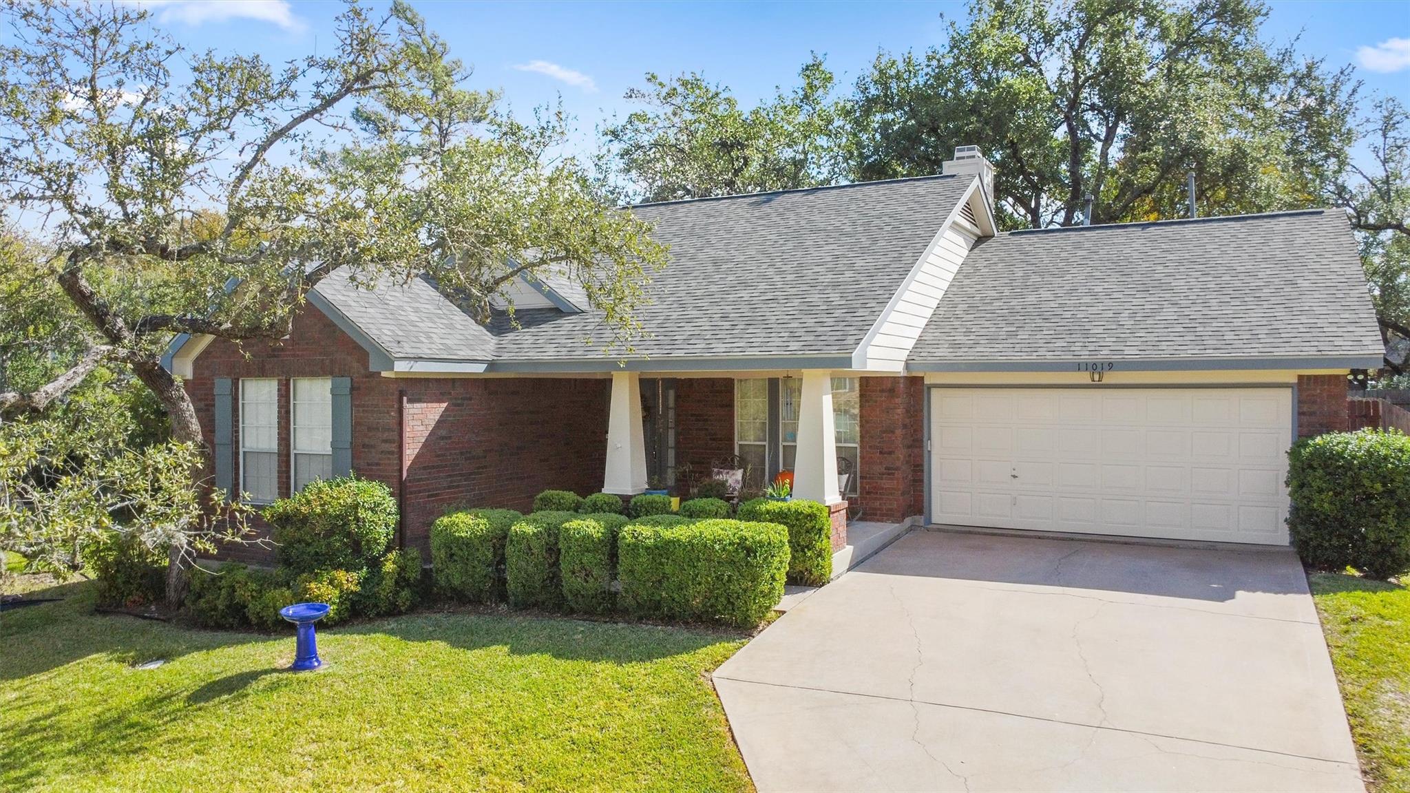 11019 Whiskey River Dr, Austin, TX 78748