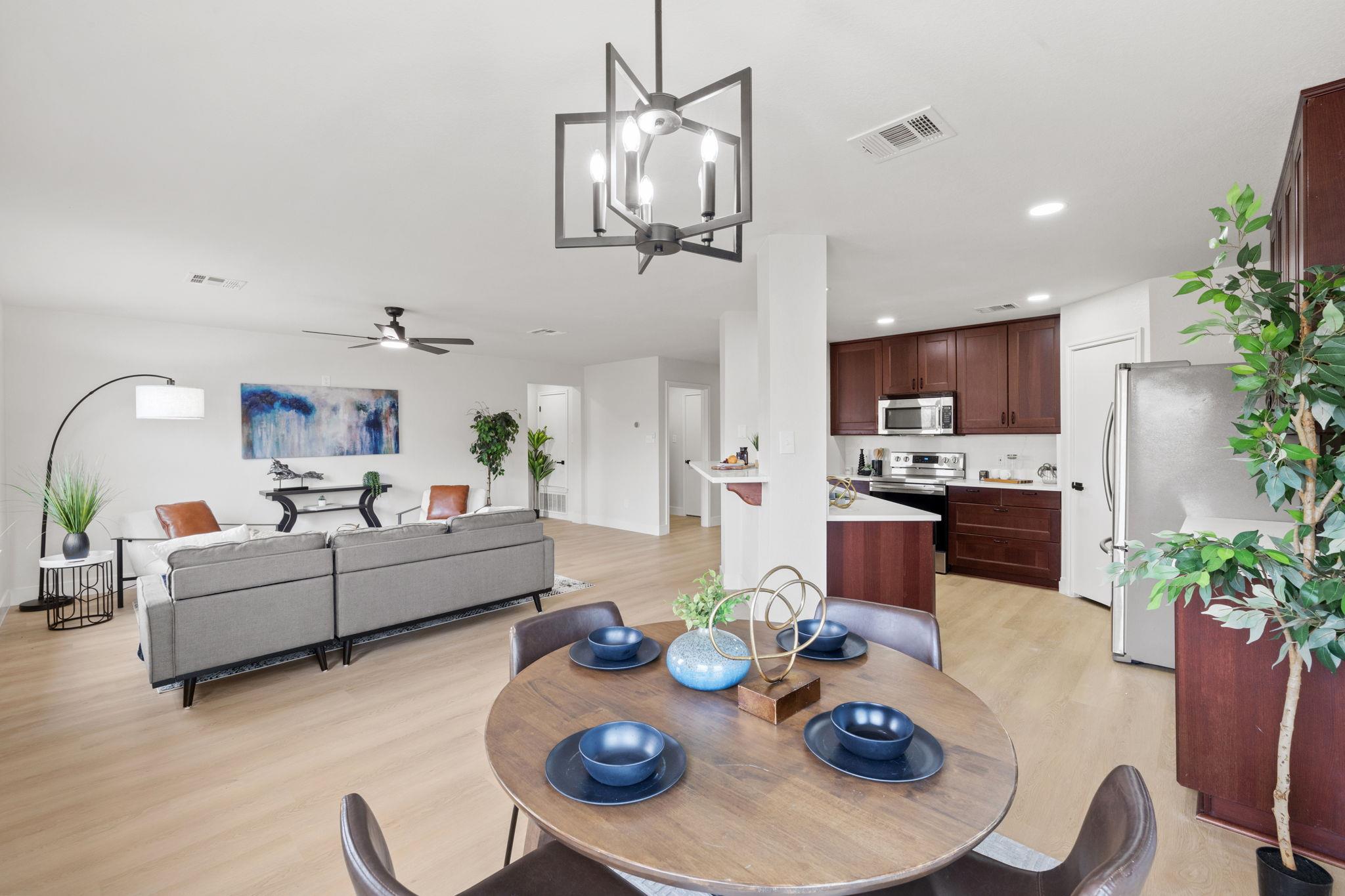 212 Meadow Park Dr, Georgetown, TX 78626