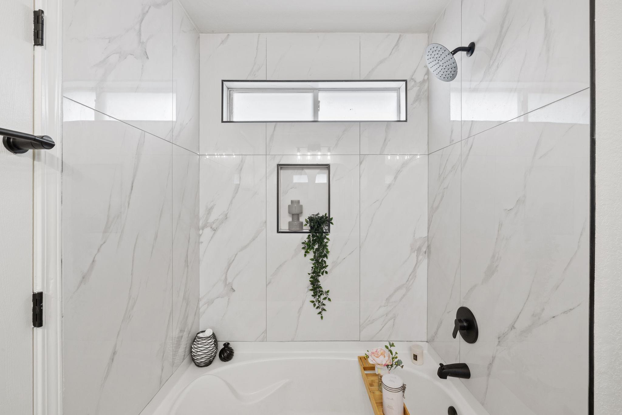 212 Meadow Park Dr, Georgetown, TX 78626