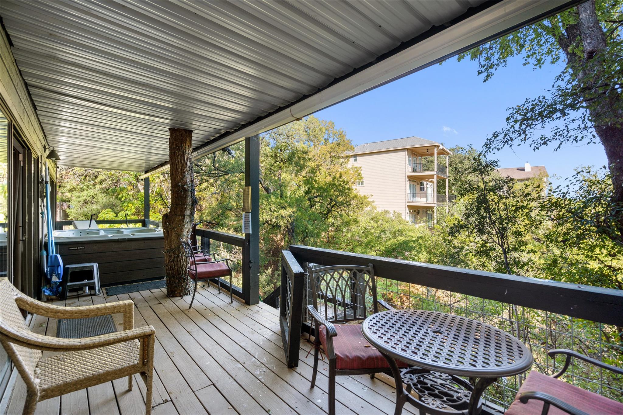 106 Center Cove II Loop, Spicewood, TX 78669