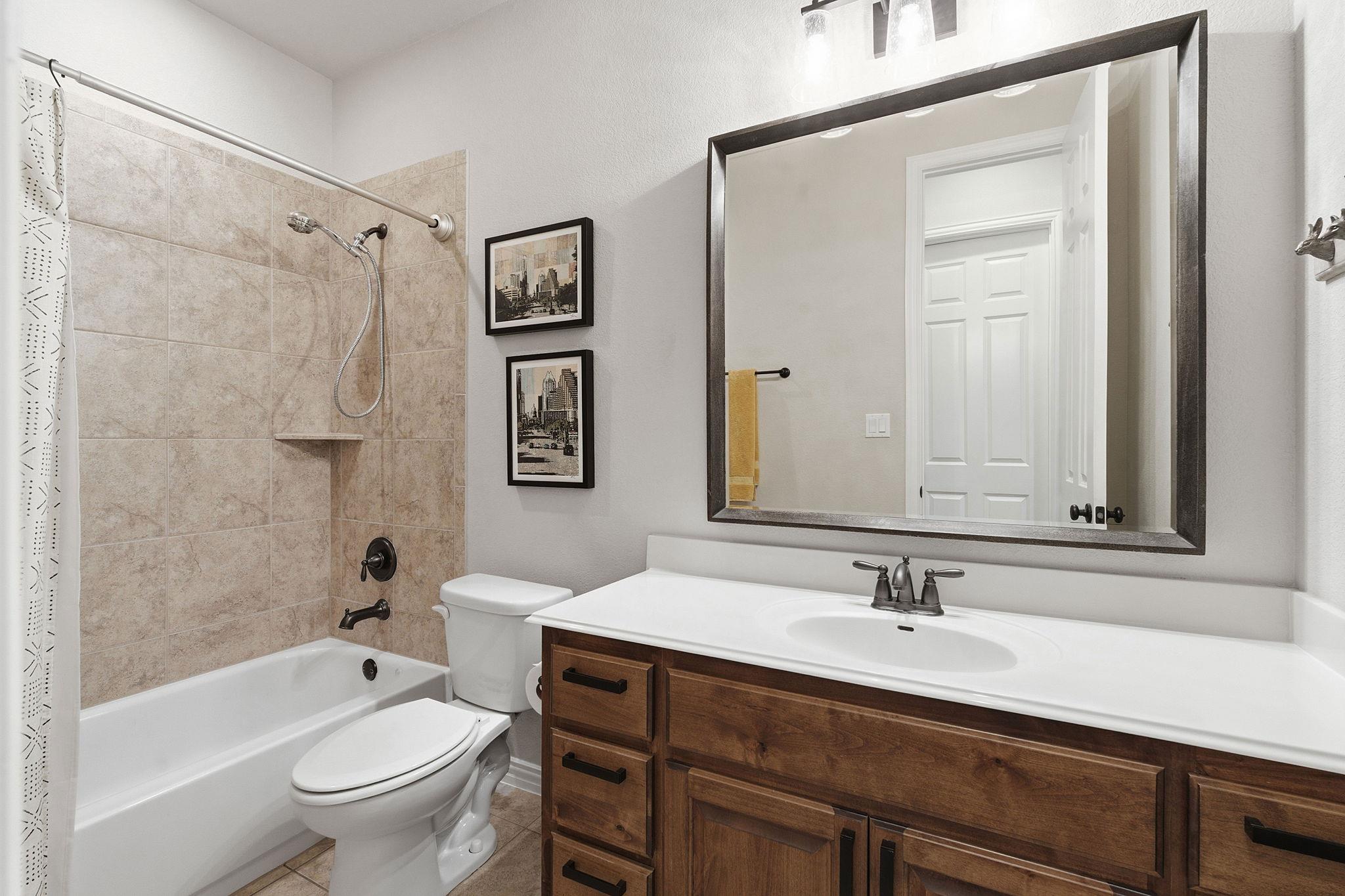 112 Guadalupe River Cv, Georgetown, TX 78628