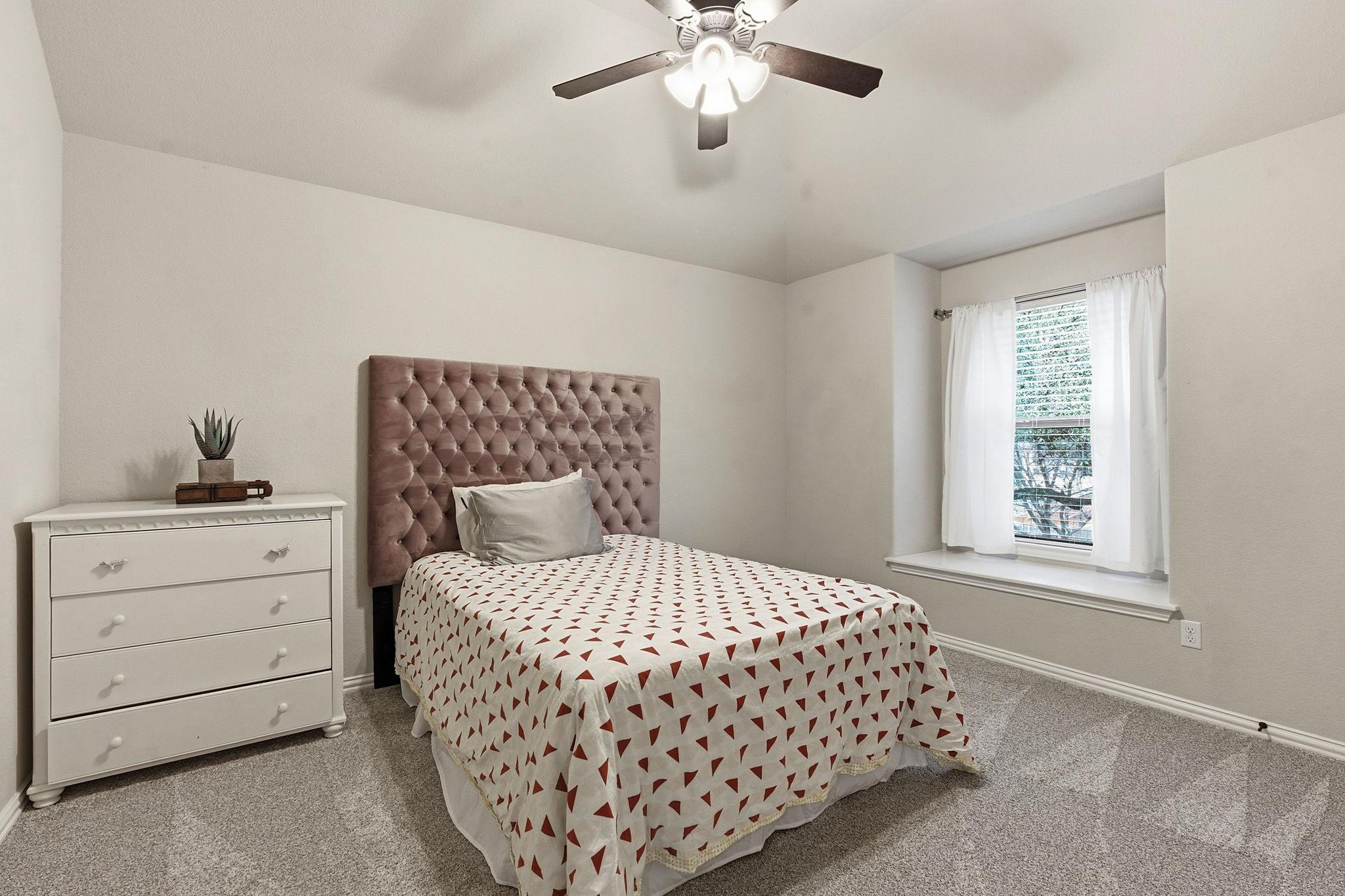 112 Guadalupe River Cv, Georgetown, TX 78628