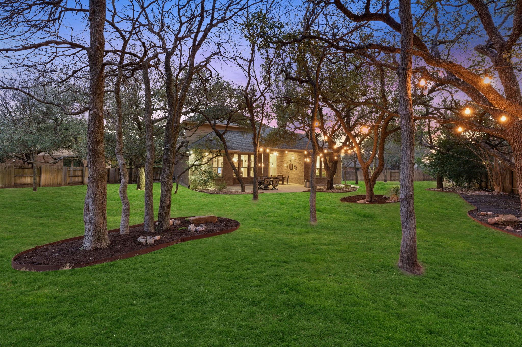 112 Guadalupe River Cv, Georgetown, TX 78628