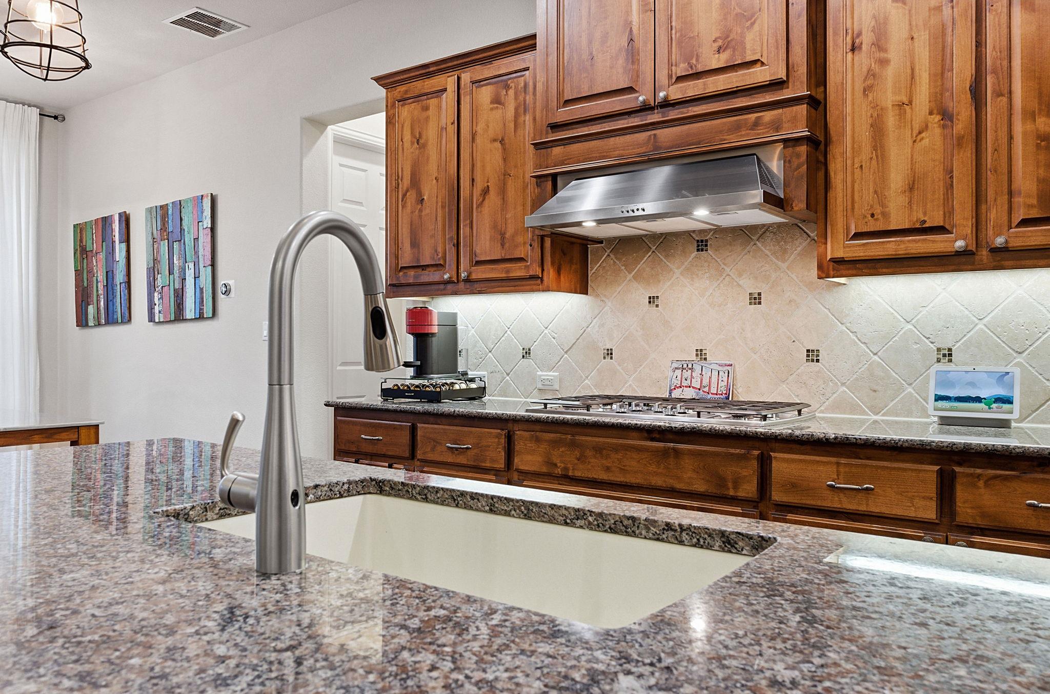 112 Guadalupe River Cv, Georgetown, TX 78628