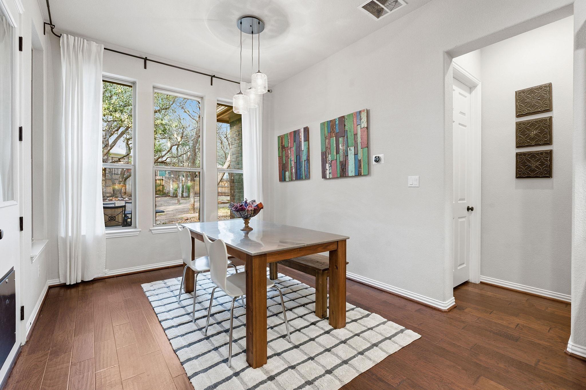 112 Guadalupe River Cv, Georgetown, TX 78628