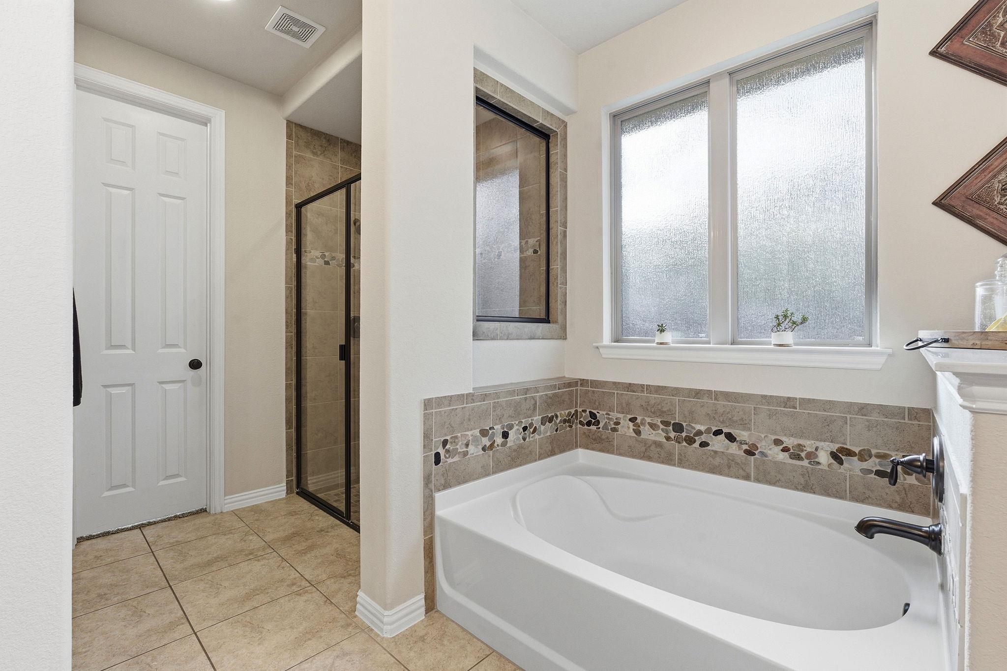 112 Guadalupe River Cv, Georgetown, TX 78628