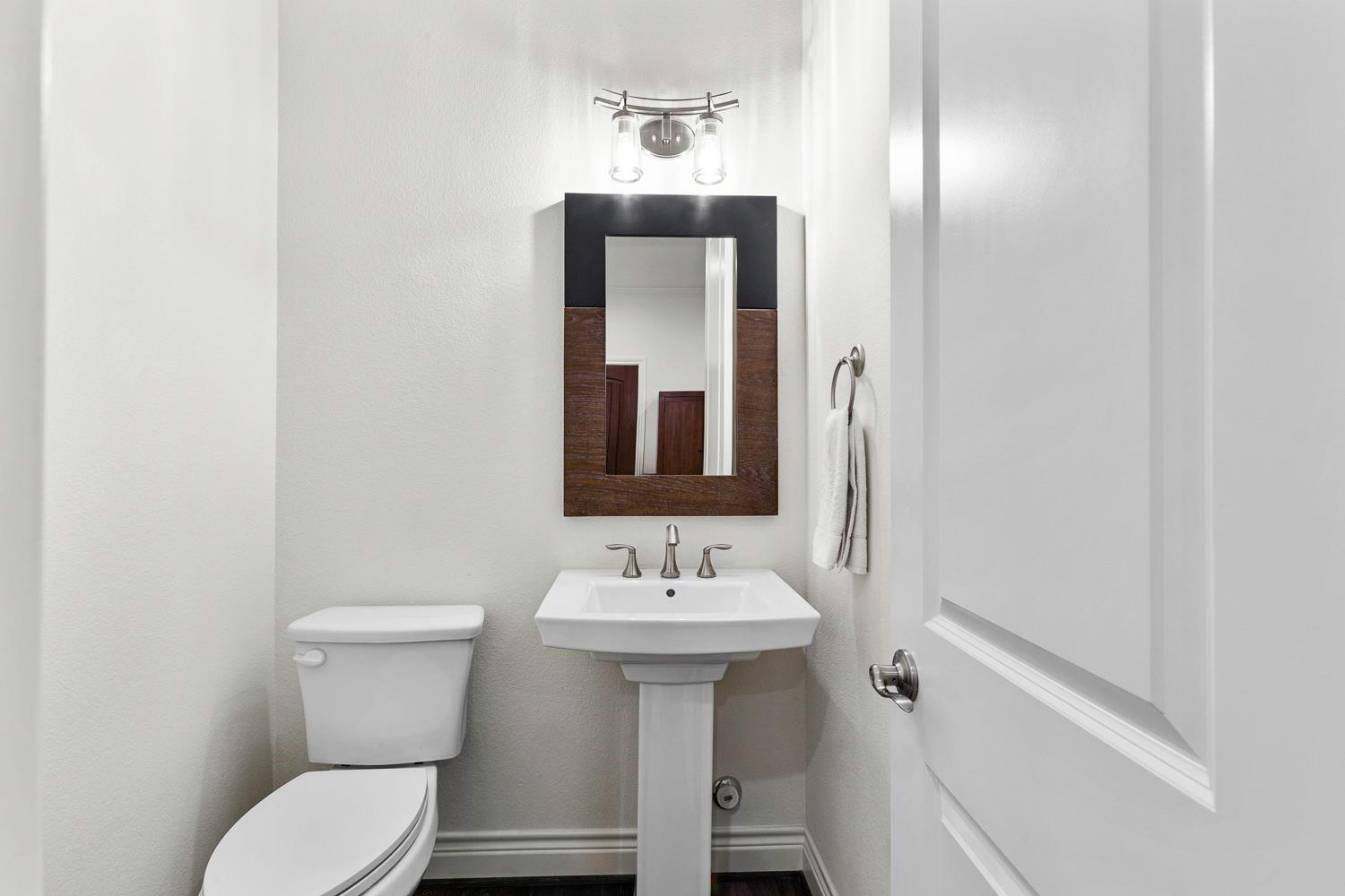 221 Adams St, Georgetown, TX 78628