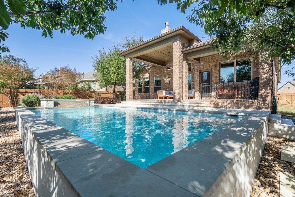 558 Merion Dr, Austin, TX 78737