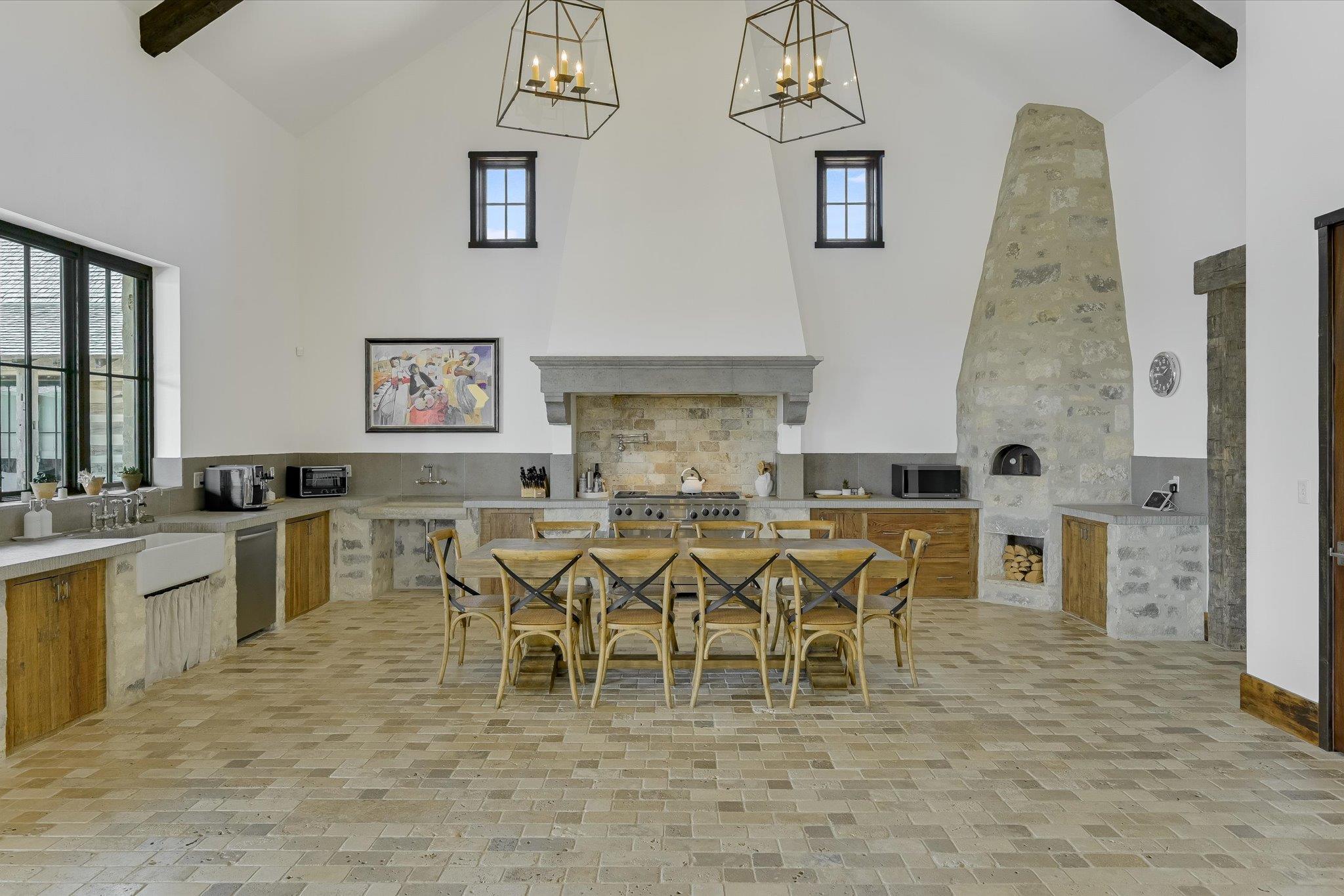 Dripping Springs, TX 78620