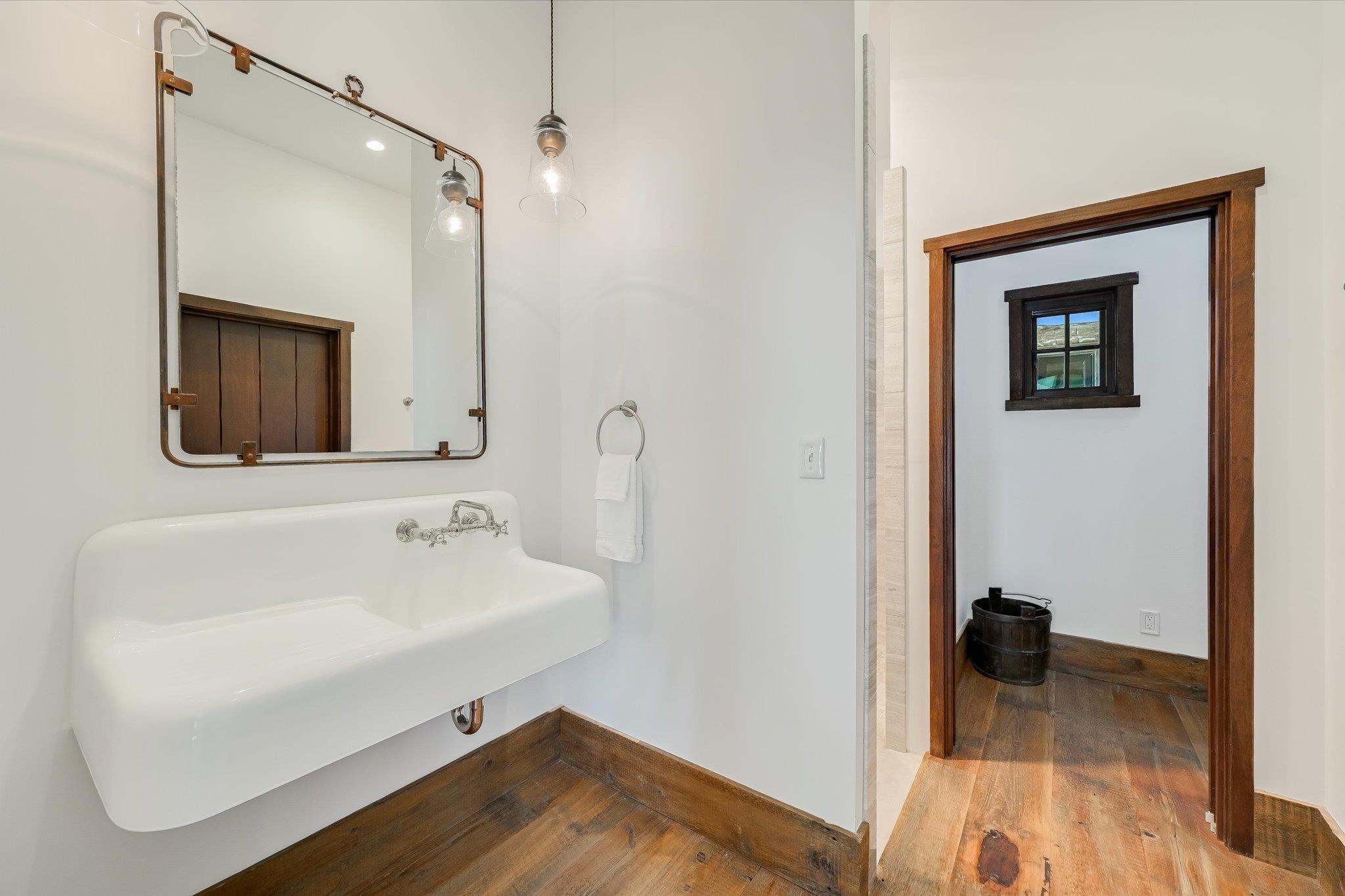 Dripping Springs, TX 78620