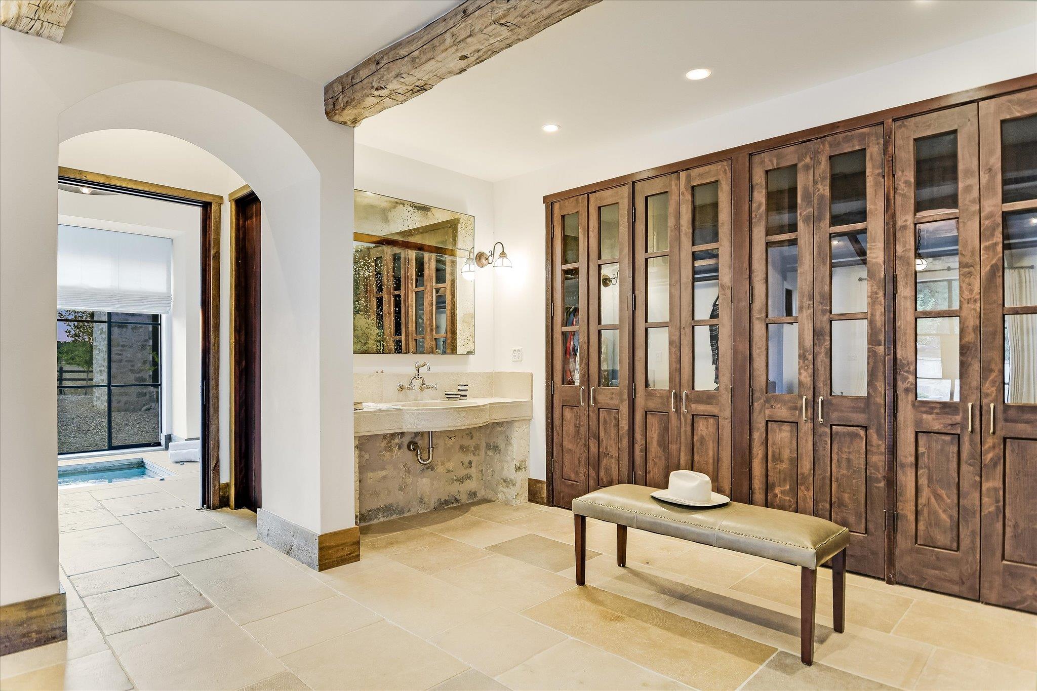 Dripping Springs, TX 78620