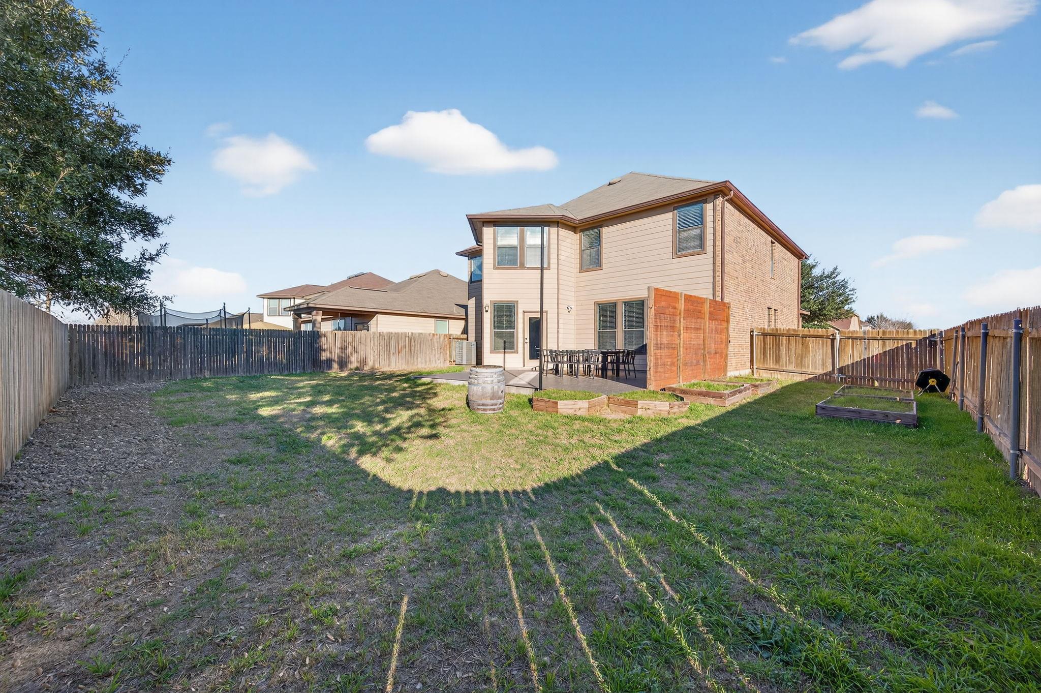 8724 Panadero Dr, Austin, TX 78747