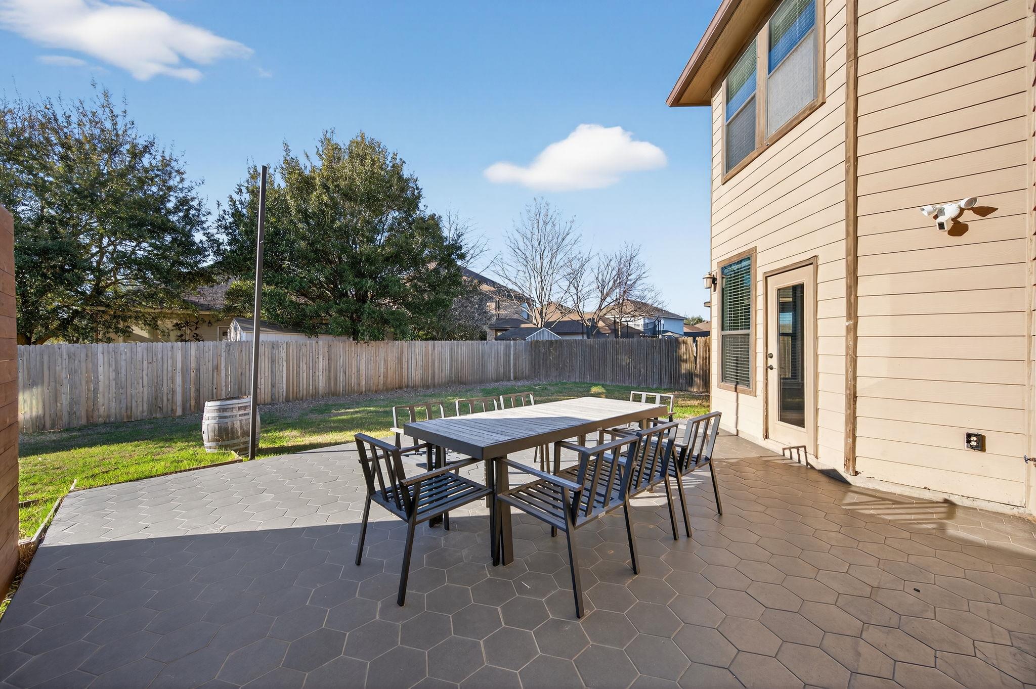 8724 Panadero Dr, Austin, TX 78747