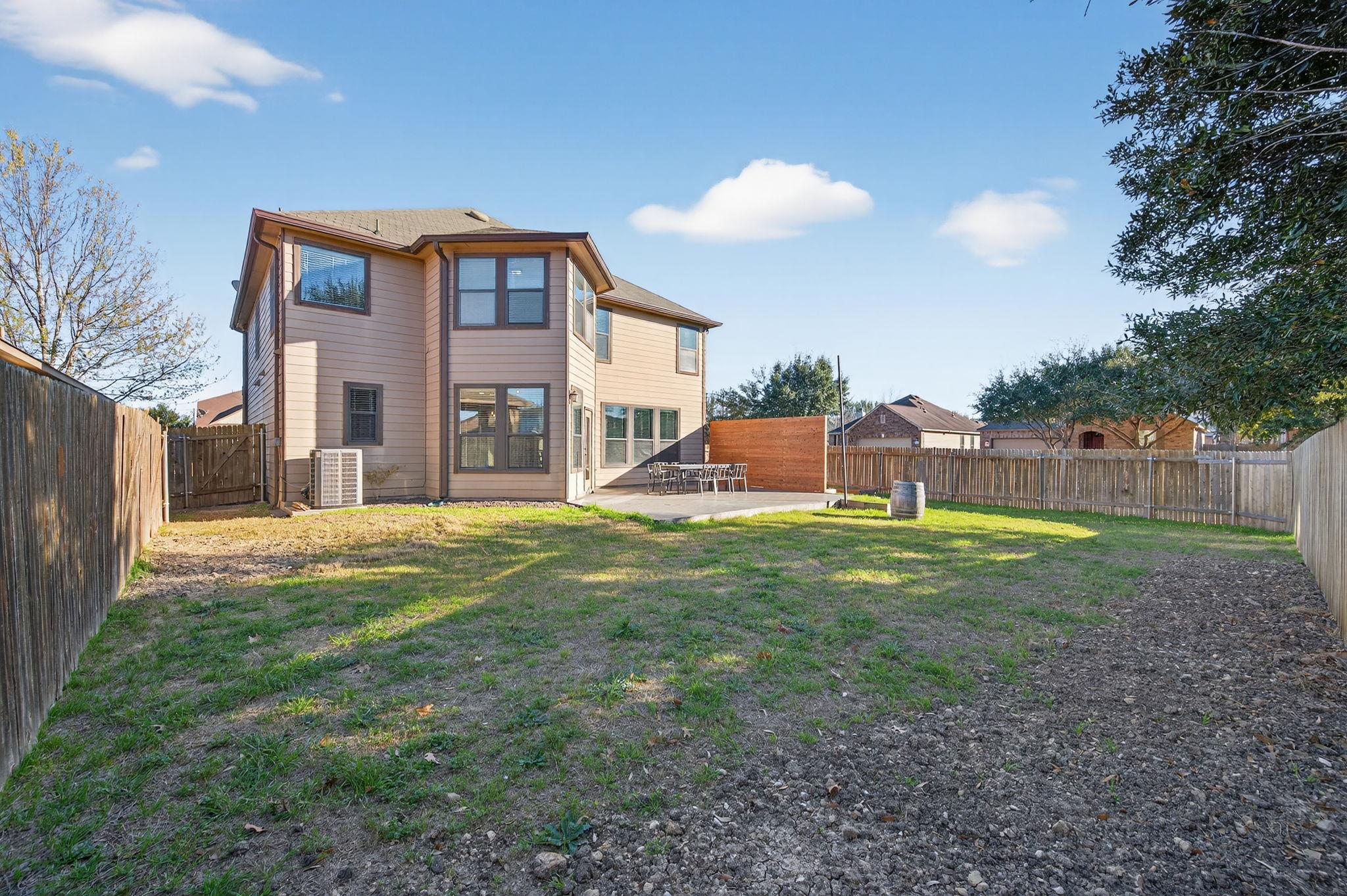 8724 Panadero Dr, Austin, TX 78747