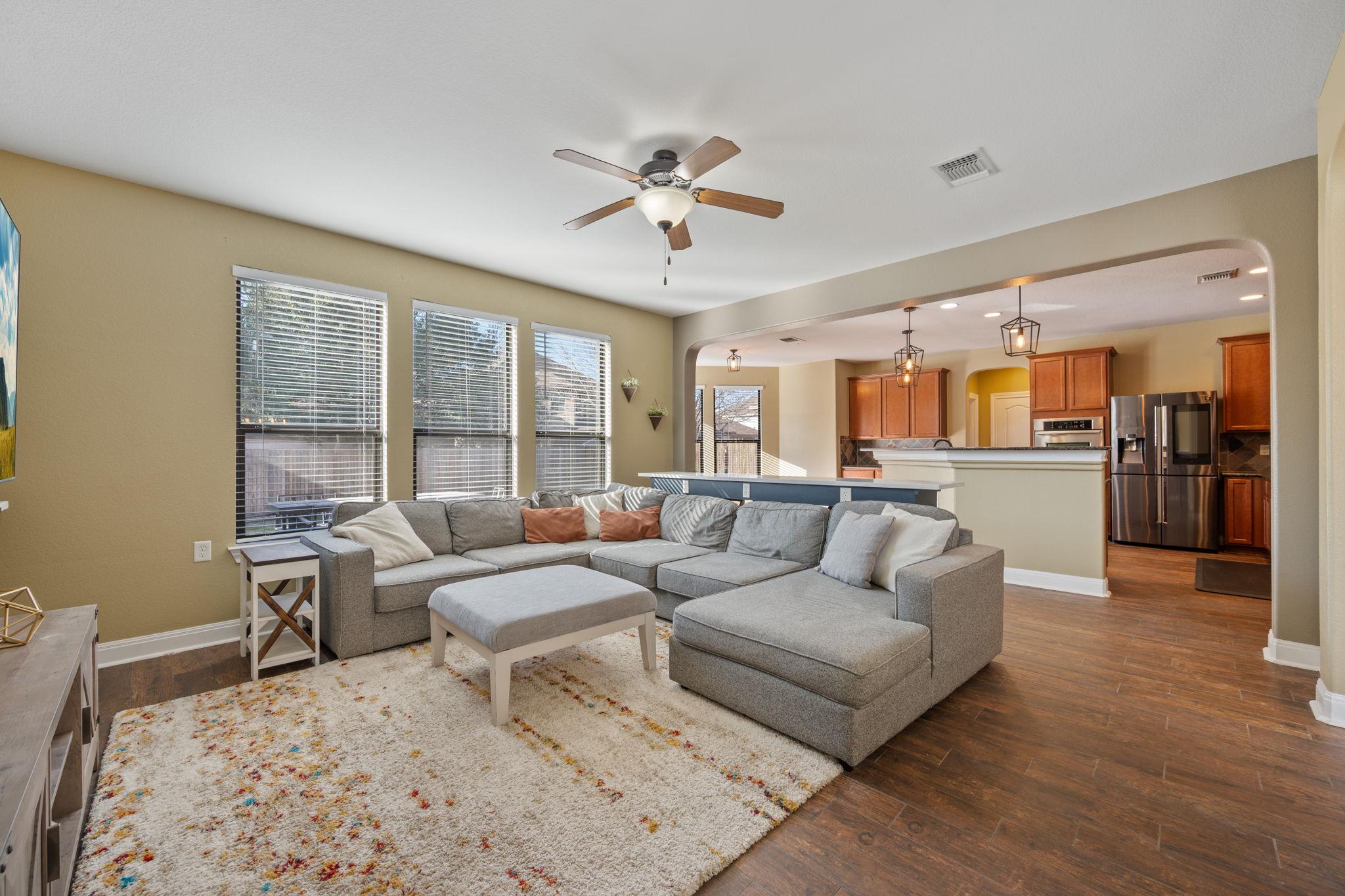 8724 Panadero Dr, Austin, TX 78747