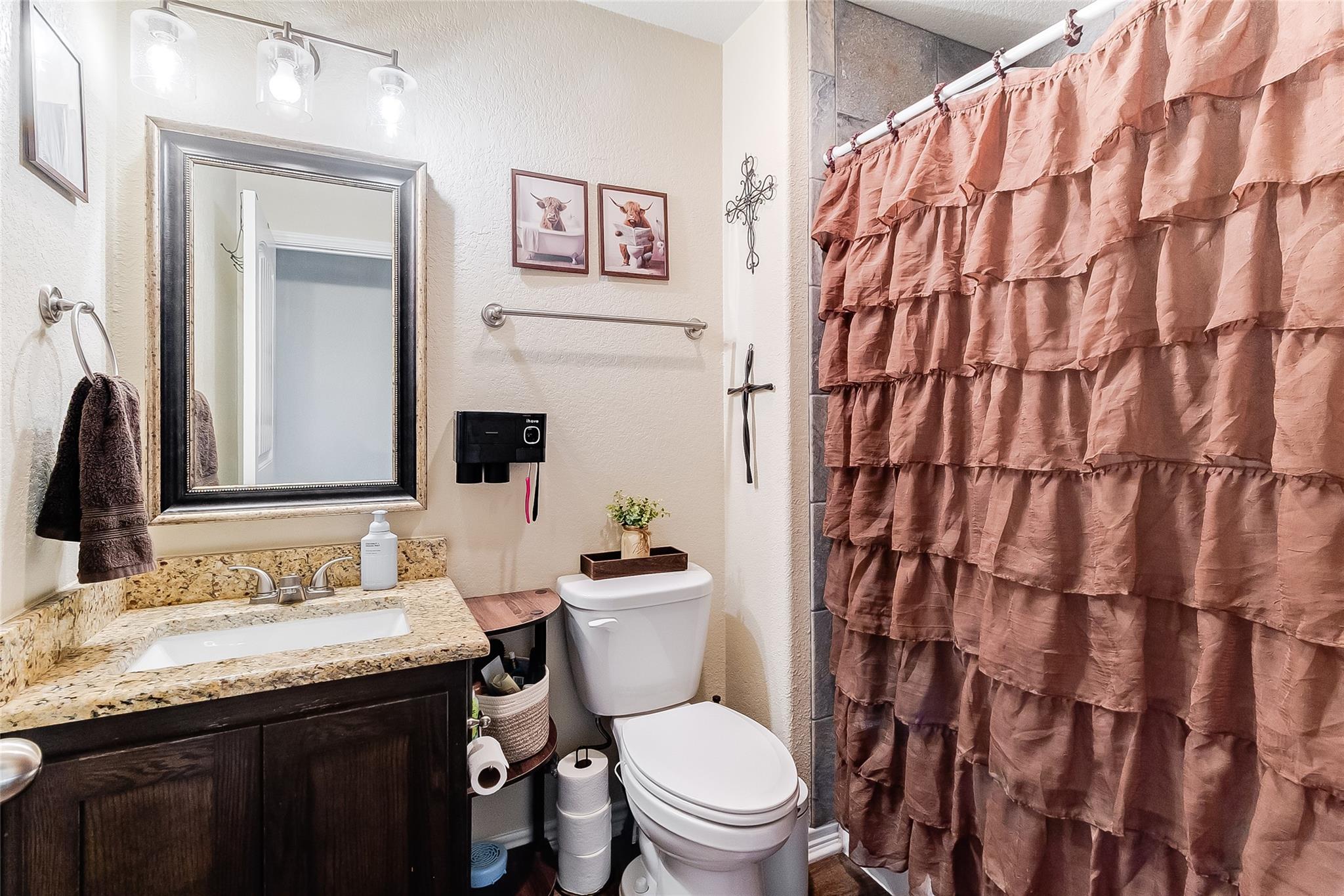 141 Elmer Ave, Burnet, TX 78611