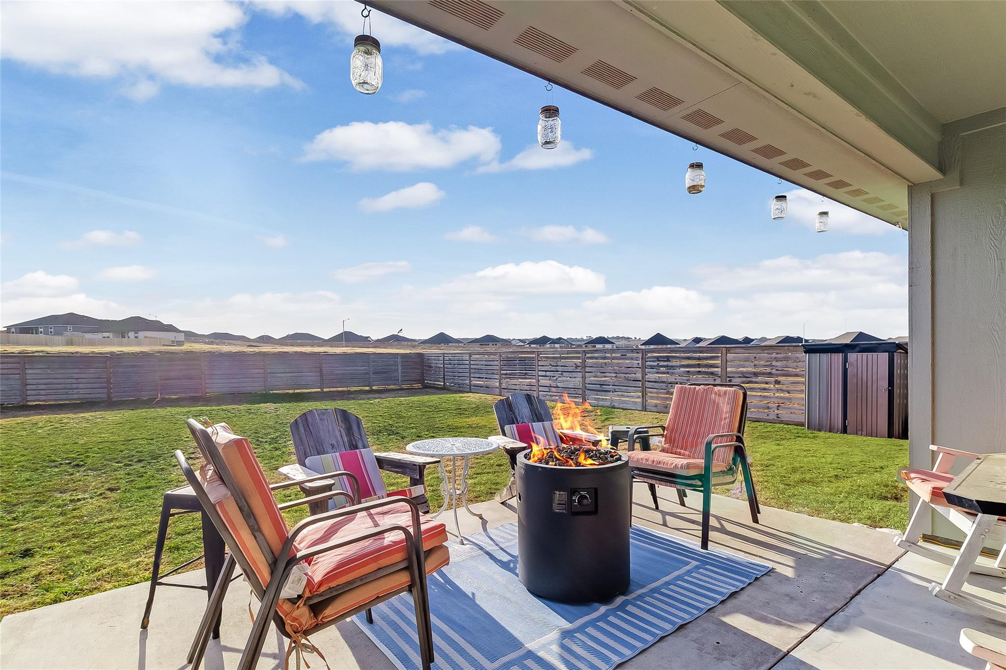 141 Elmer Ave, Burnet, TX 78611