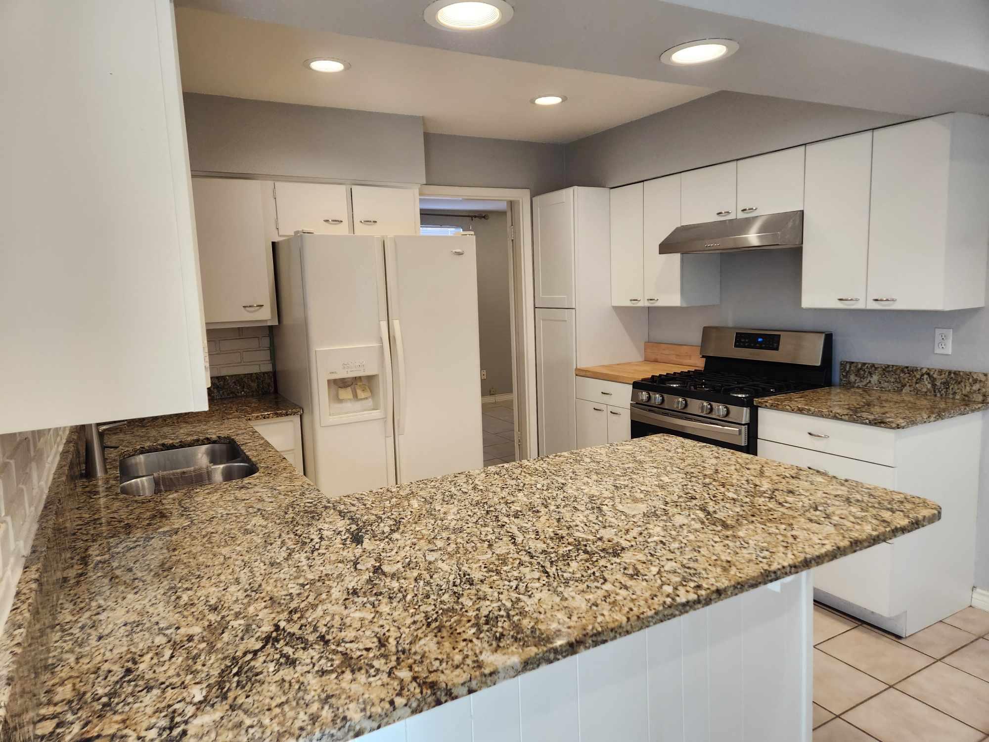 3000 Ray Wood Dr, Austin, TX 78704