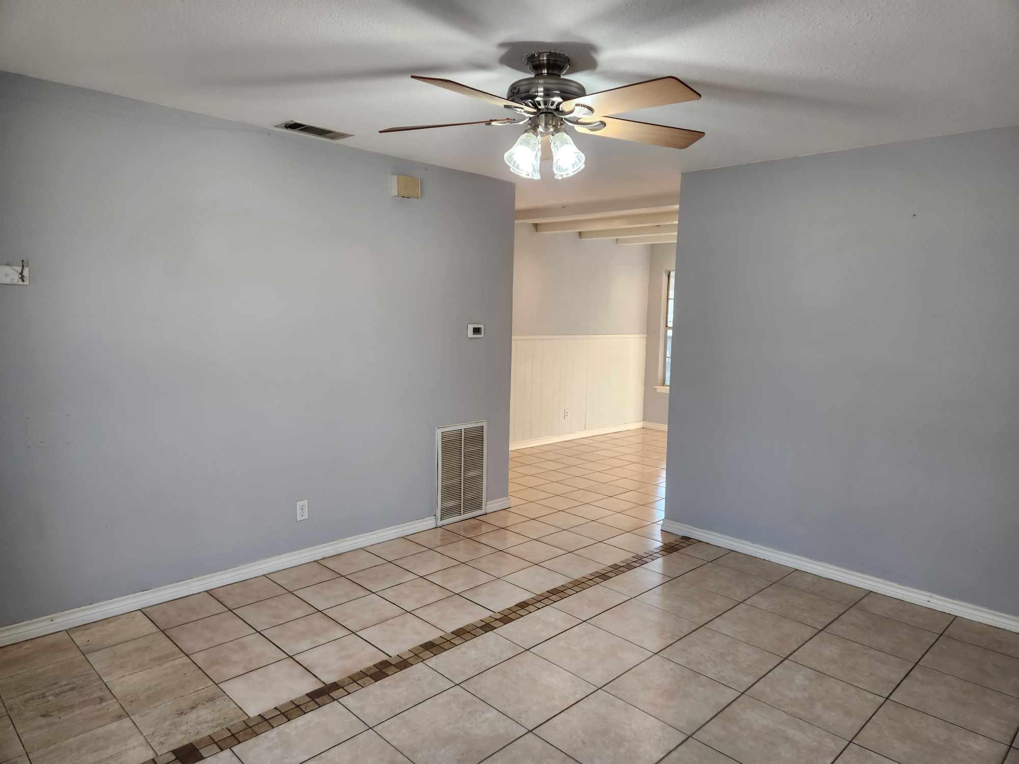 3000 Ray Wood Dr, Austin, TX 78704