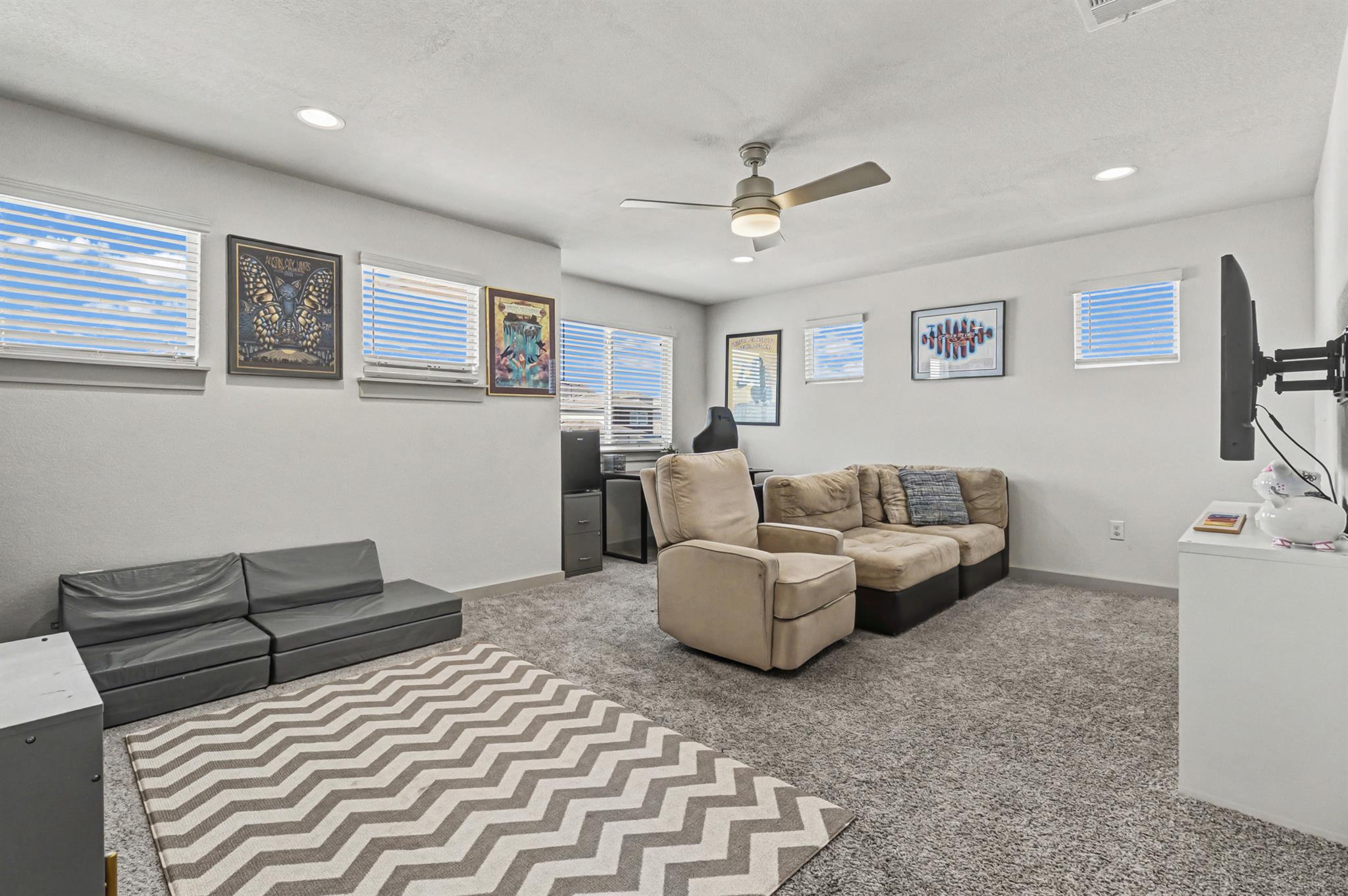 7920 Linnie Ln, Austin, TX 78724