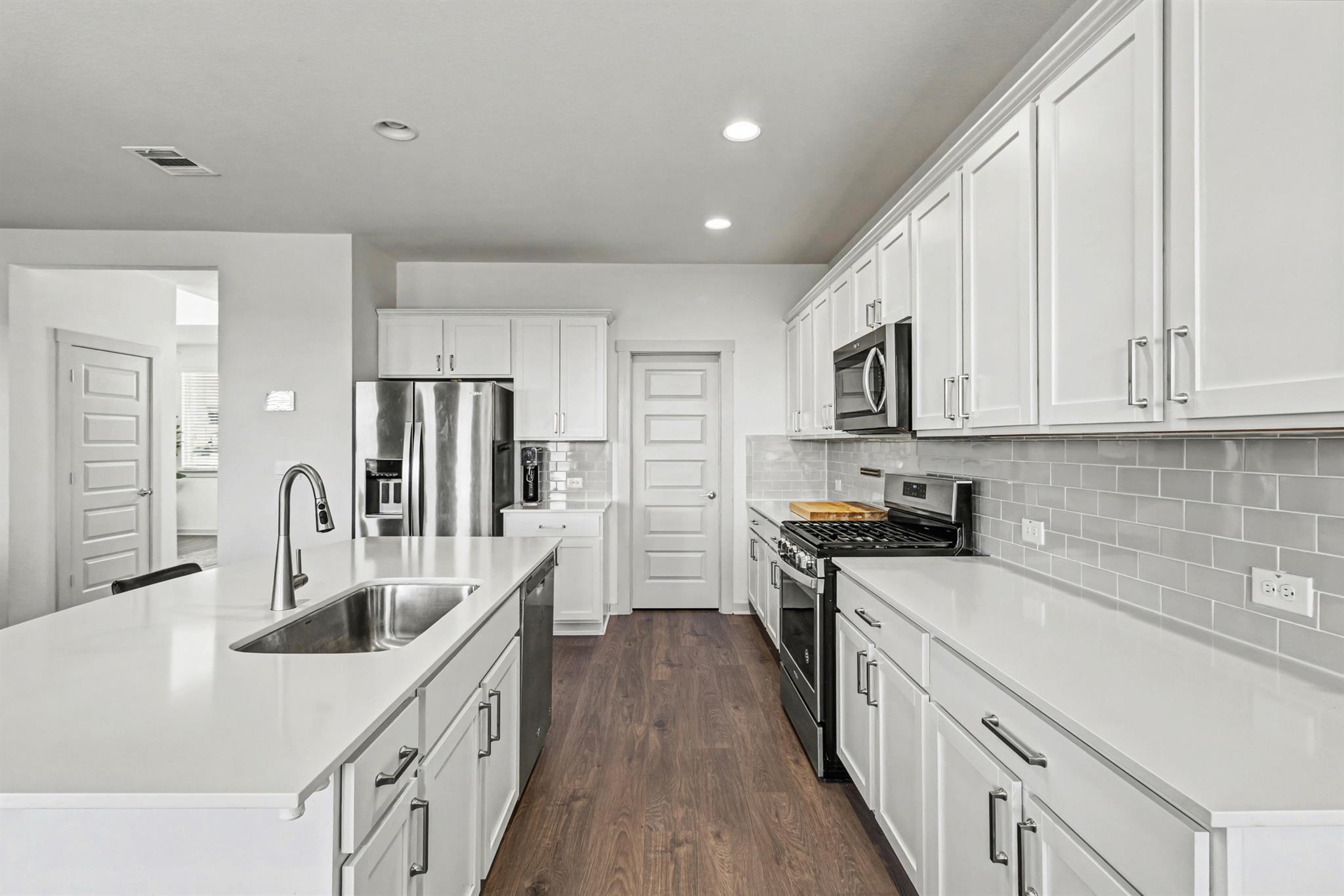 7920 Linnie Ln, Austin, TX 78724