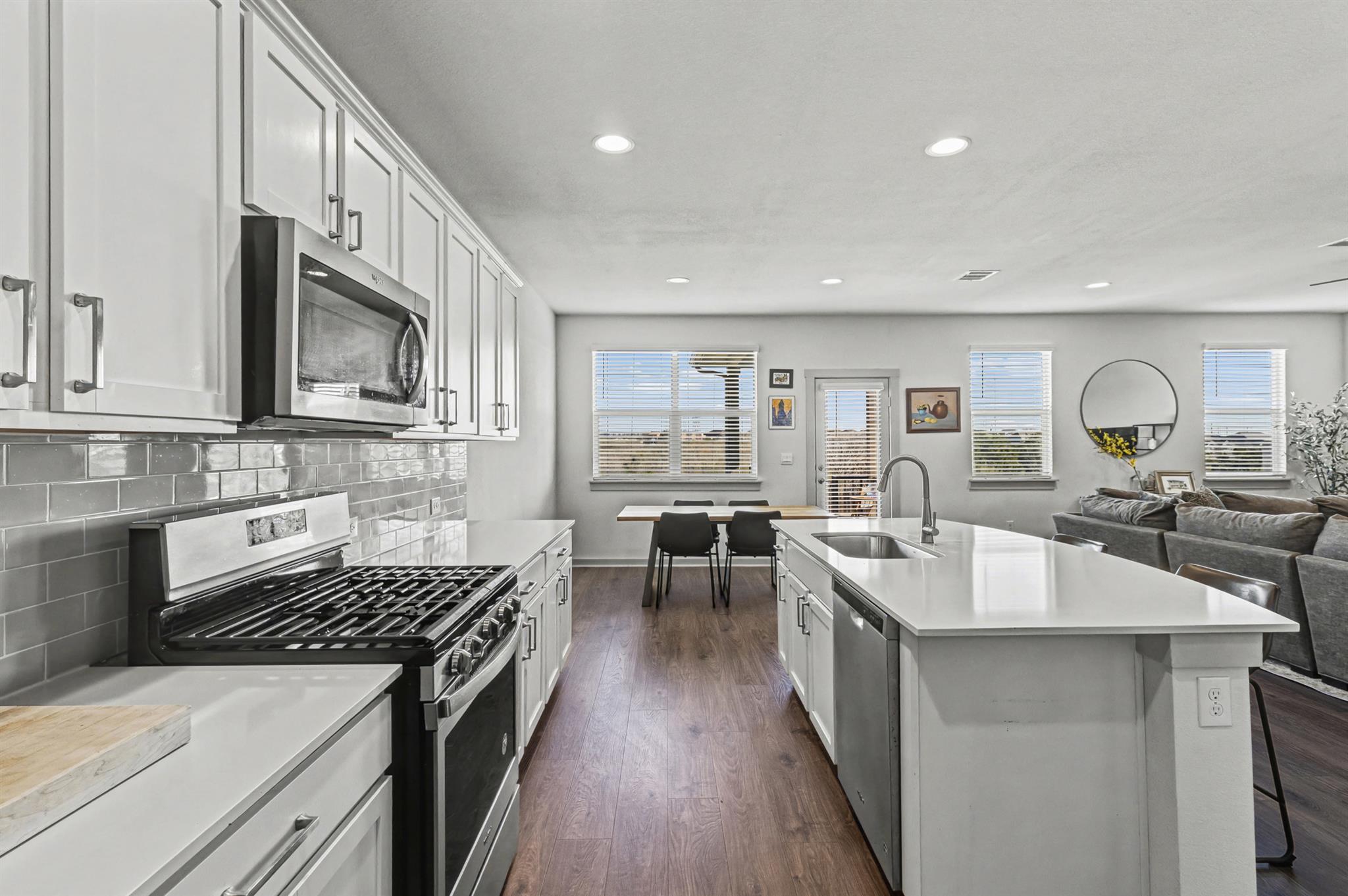 7920 Linnie Ln, Austin, TX 78724