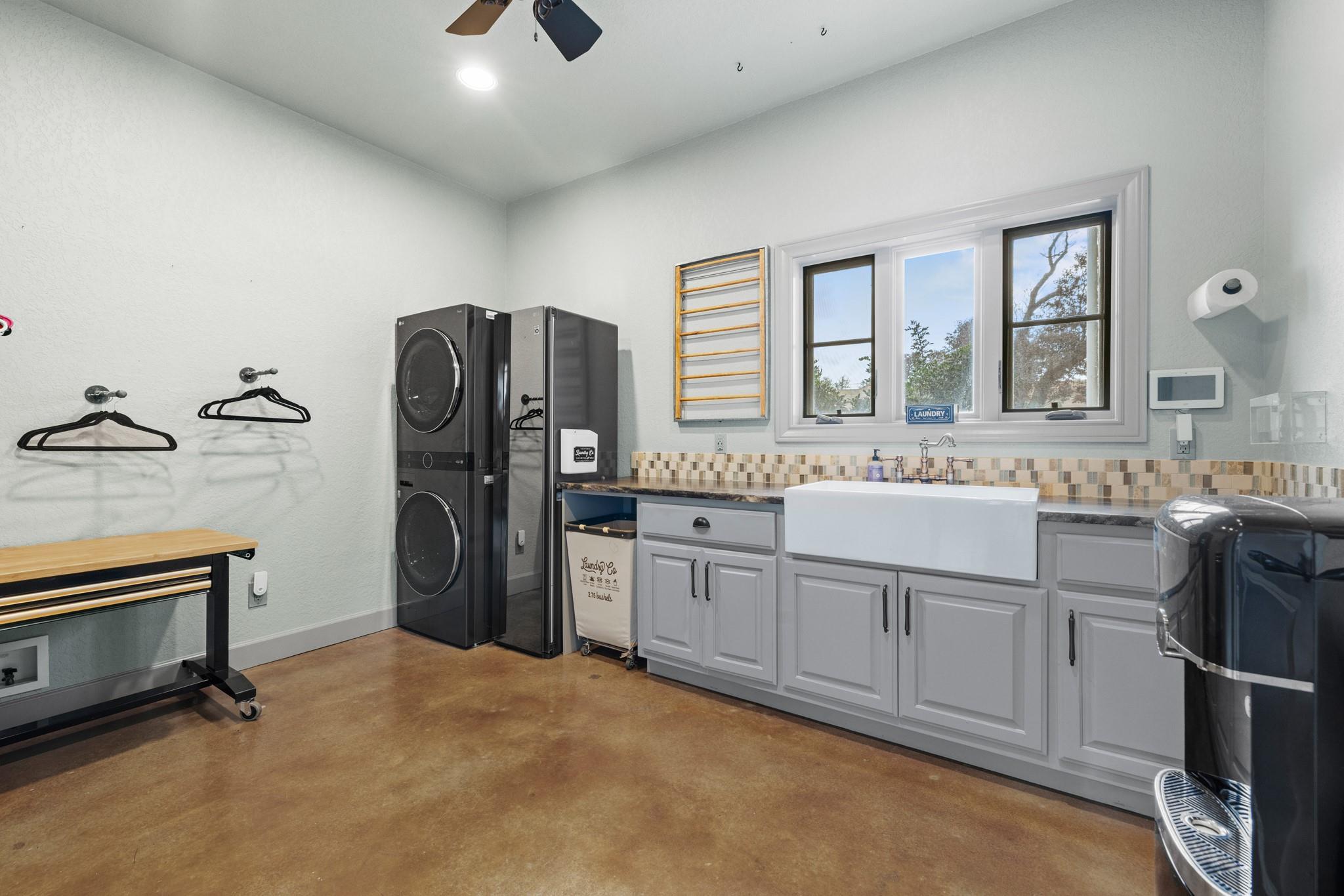 840 Scenic Vista Dr, Fredericksburg, TX 78624