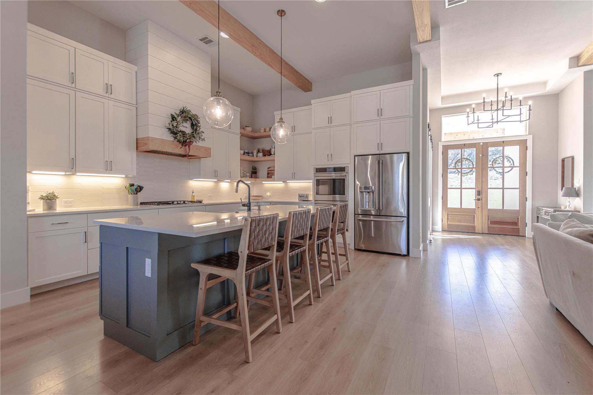 105 Taylor Creek Way, Liberty Hill, TX 78642