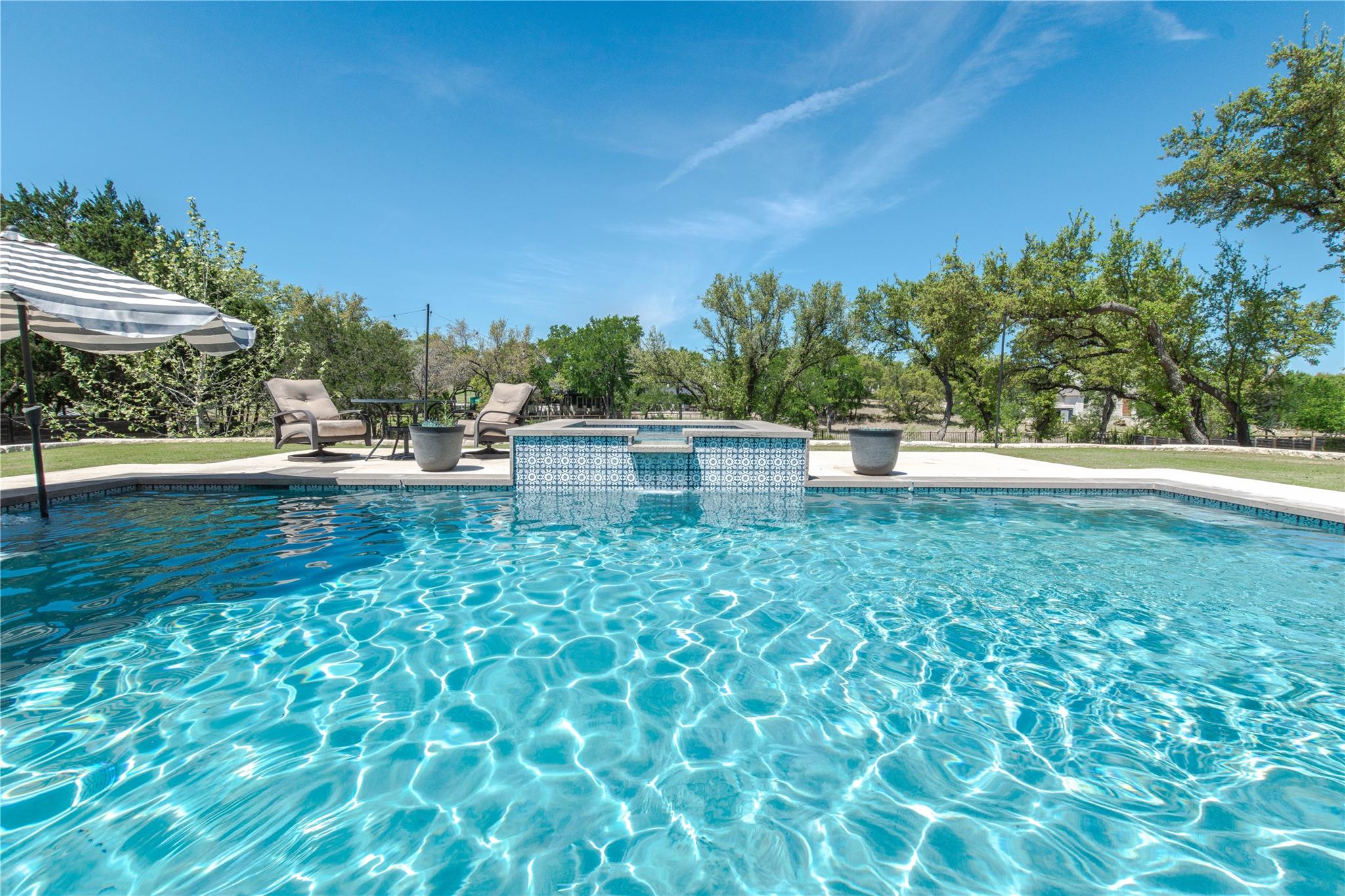 105 Taylor Creek Way, Liberty Hill, TX 78642