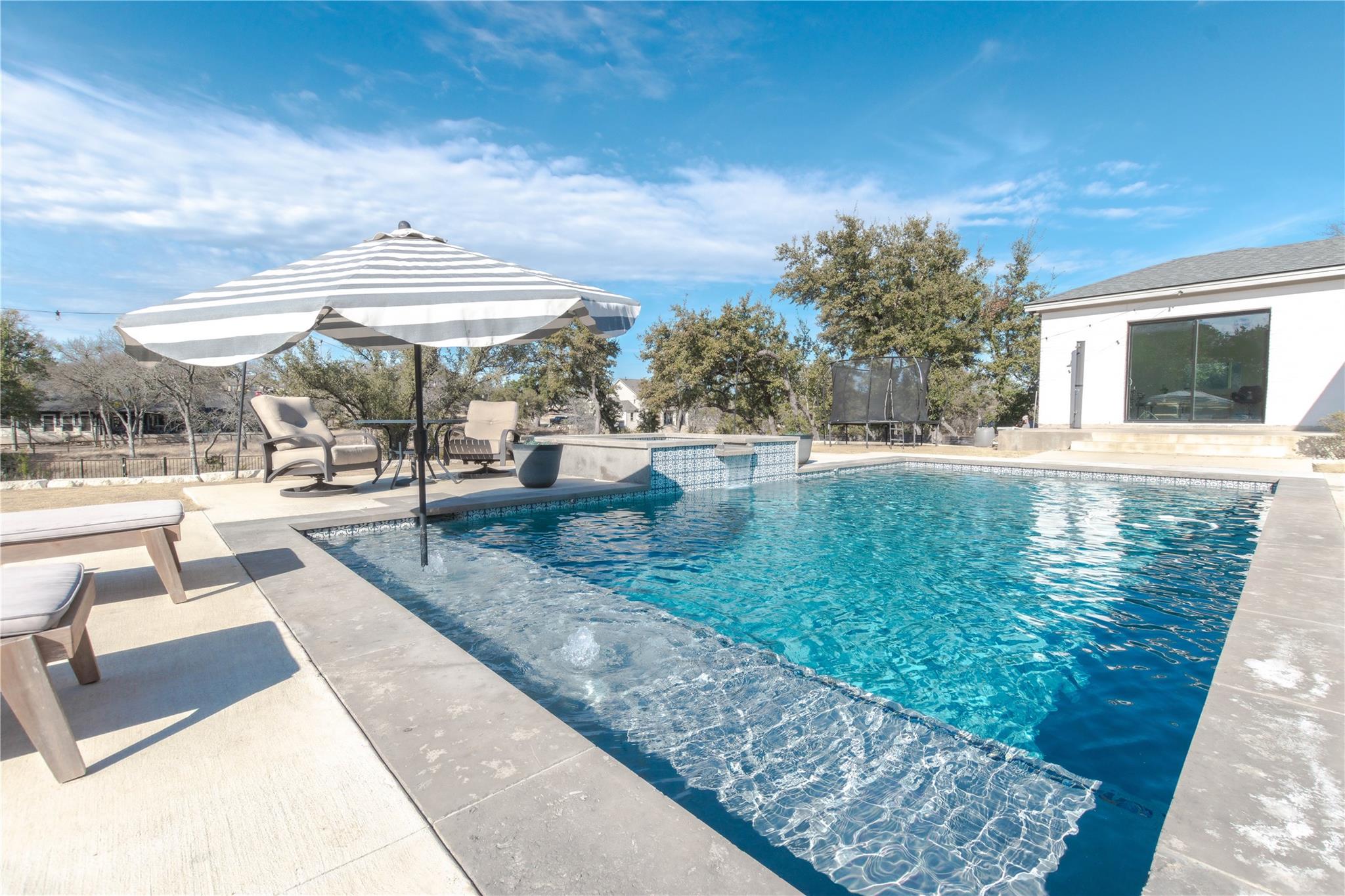 105 Taylor Creek Way, Liberty Hill, TX 78642