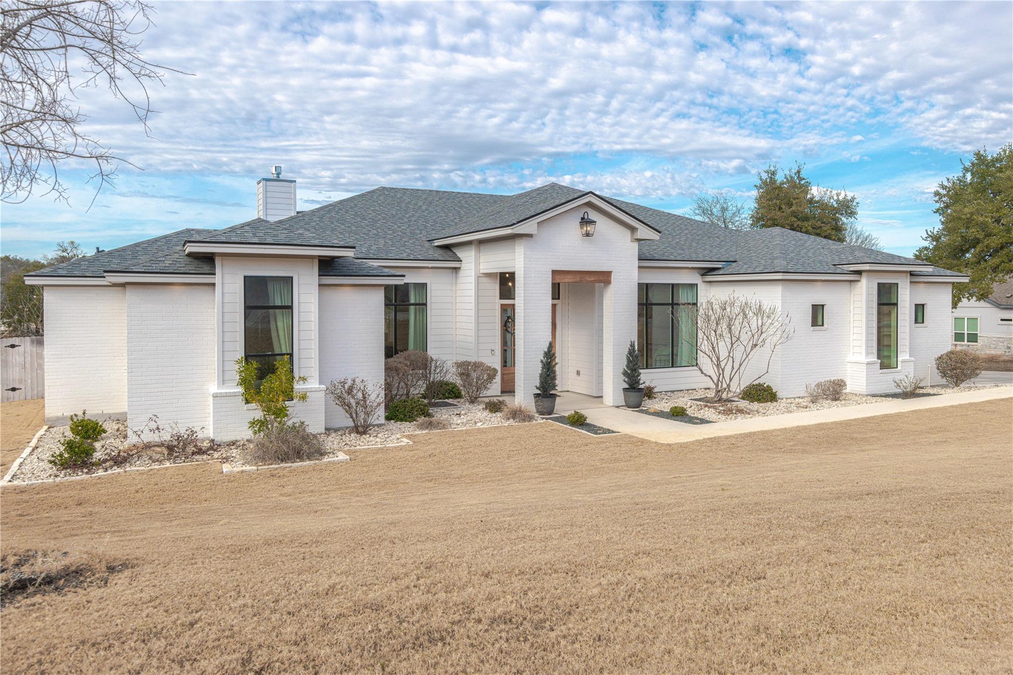 105 Taylor Creek Way, Liberty Hill, TX 78642