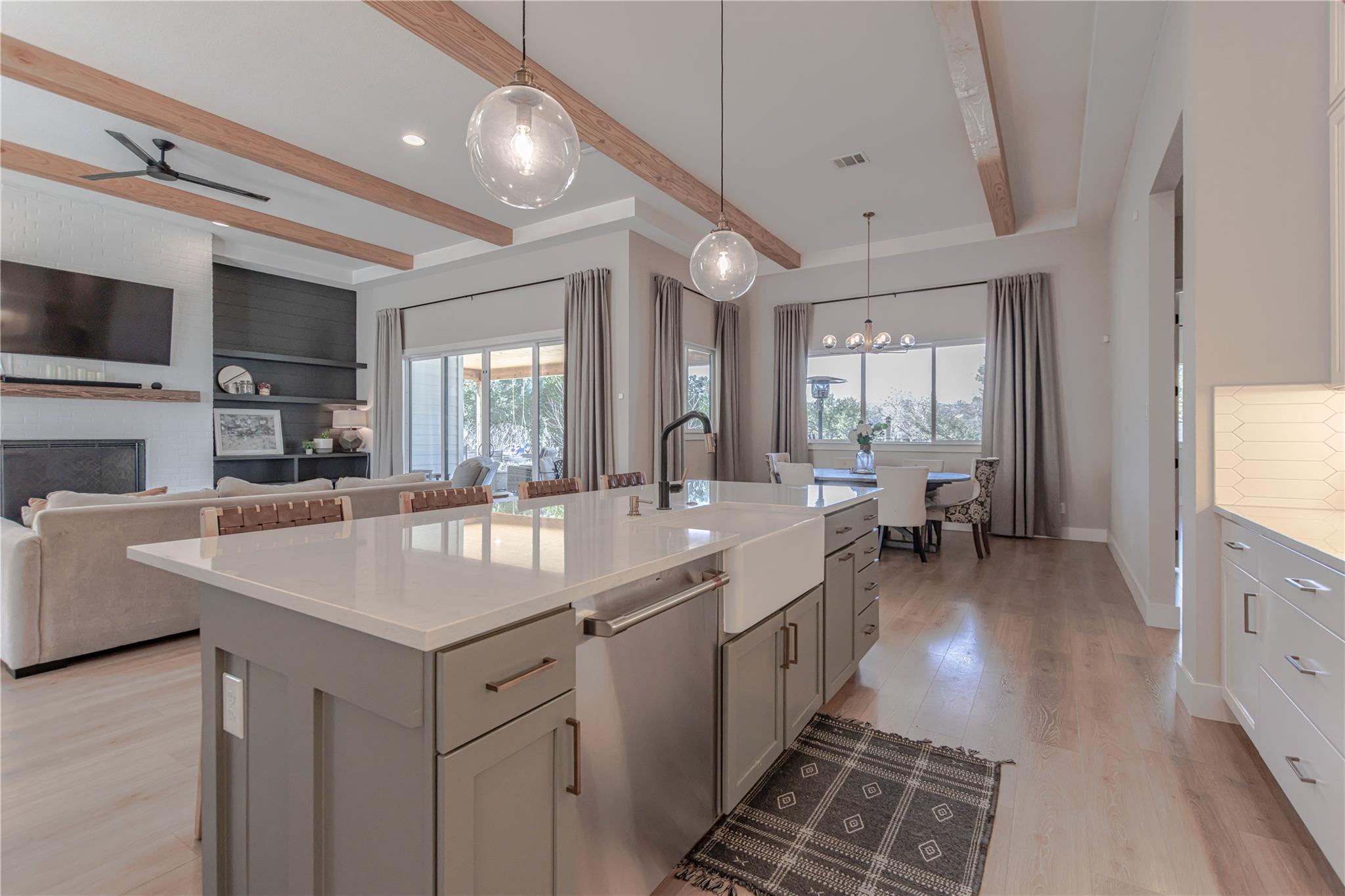 105 Taylor Creek Way, Liberty Hill, TX 78642