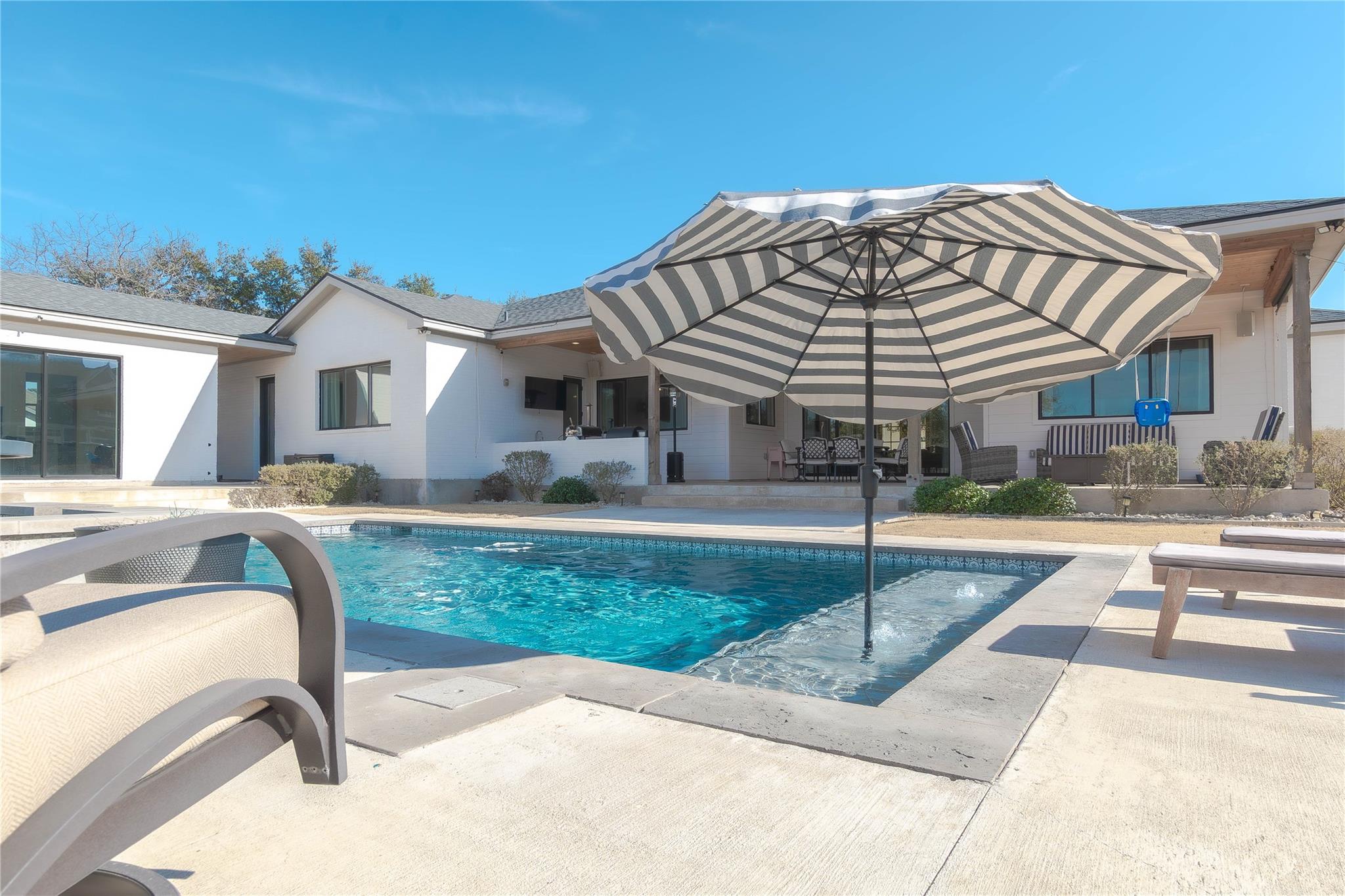 105 Taylor Creek Way, Liberty Hill, TX 78642