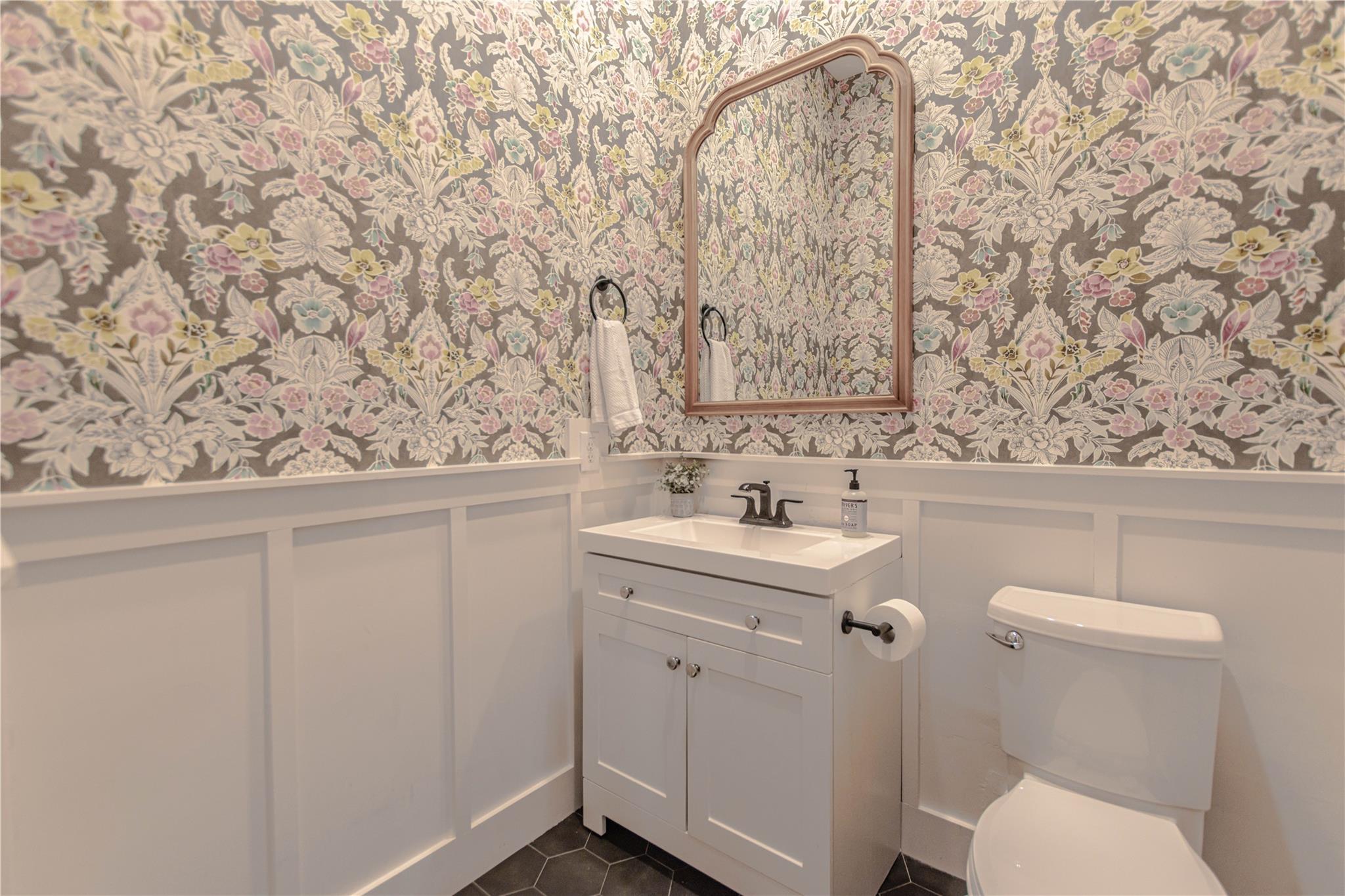 105 Taylor Creek Way, Liberty Hill, TX 78642