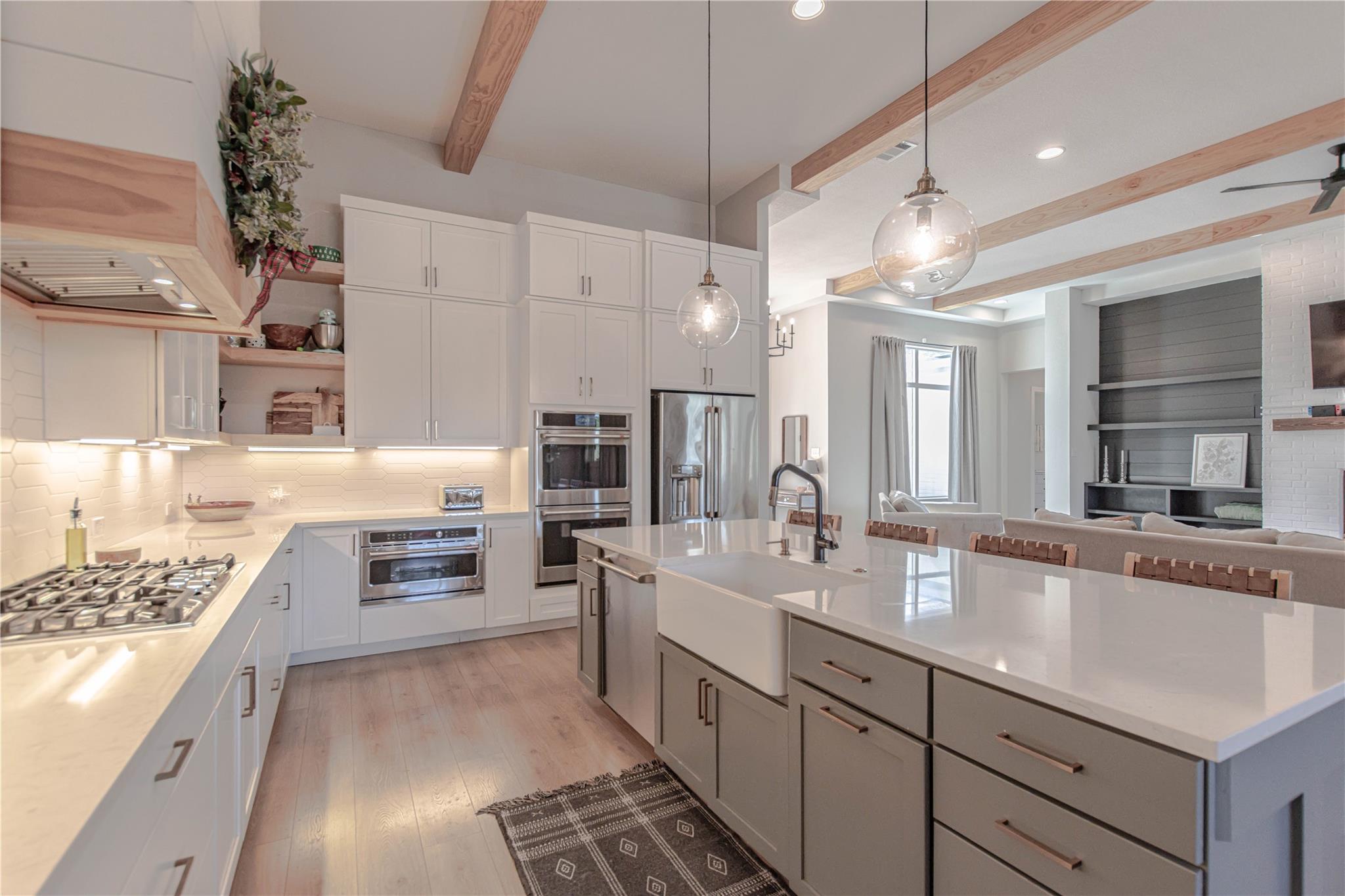 105 Taylor Creek Way, Liberty Hill, TX 78642