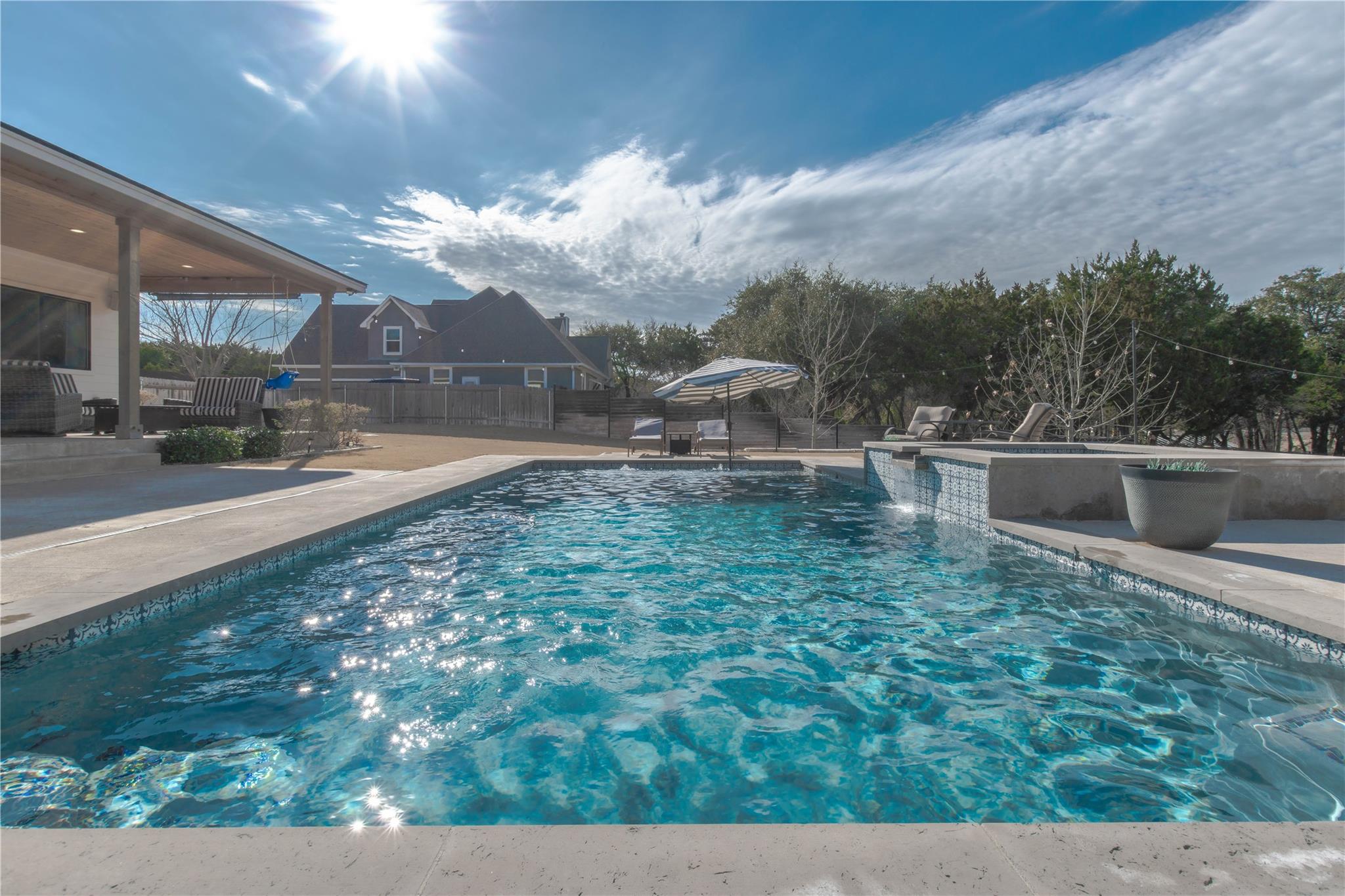 105 Taylor Creek Way, Liberty Hill, TX 78642