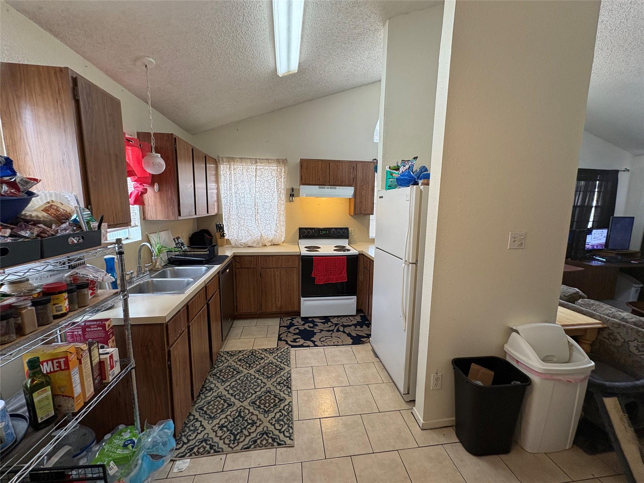 8811-B Pineridge Dr # B, Austin, TX 78729