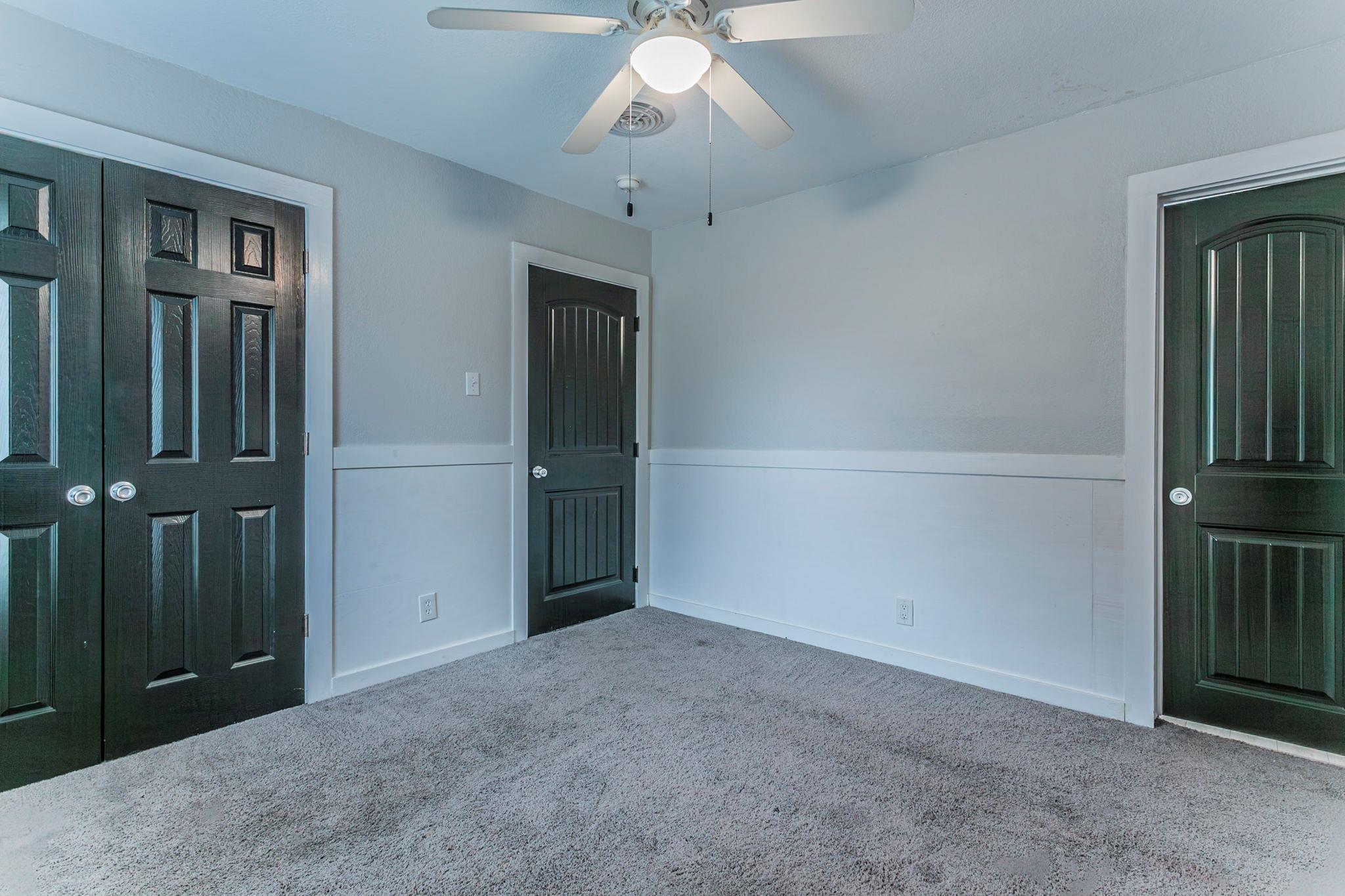 207 N 1st St, Little River Academy, TX 76554