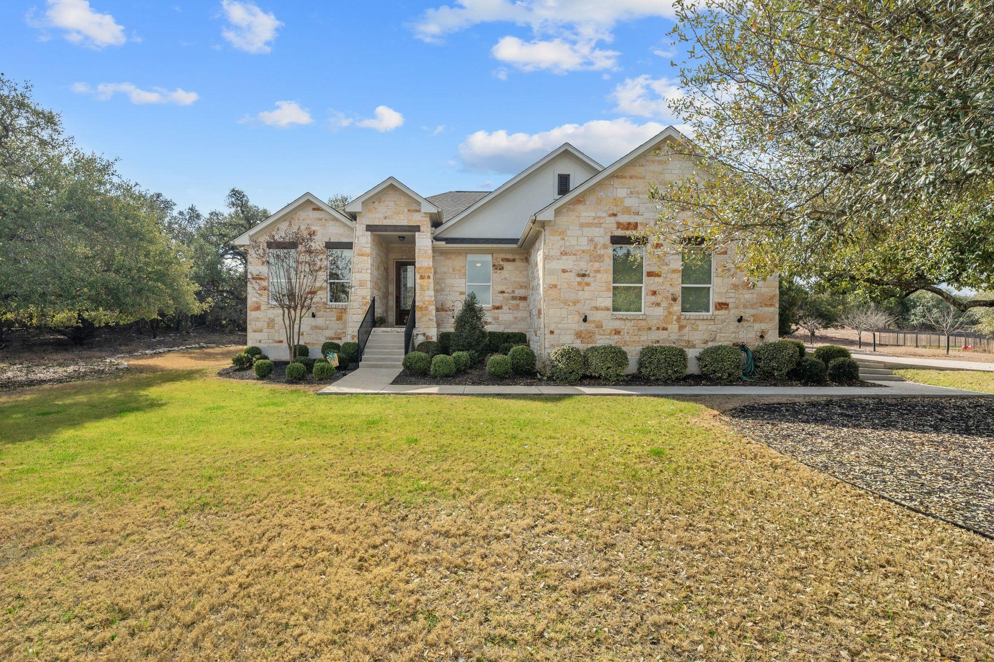 334 Sapling Dr, Driftwood, TX 78619