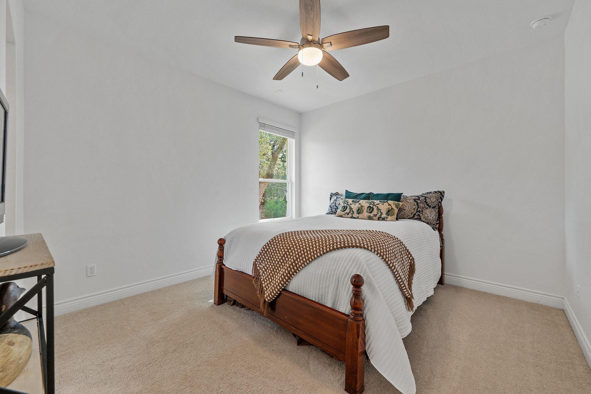 334 Sapling Dr, Driftwood, TX 78619