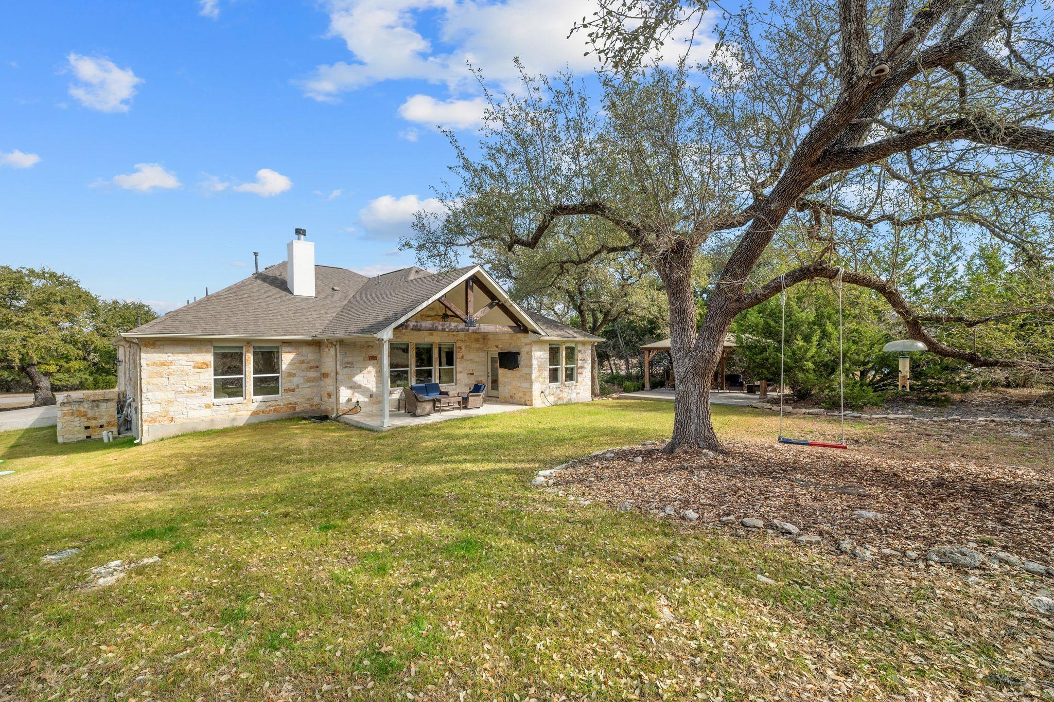 334 Sapling Dr, Driftwood, TX 78619