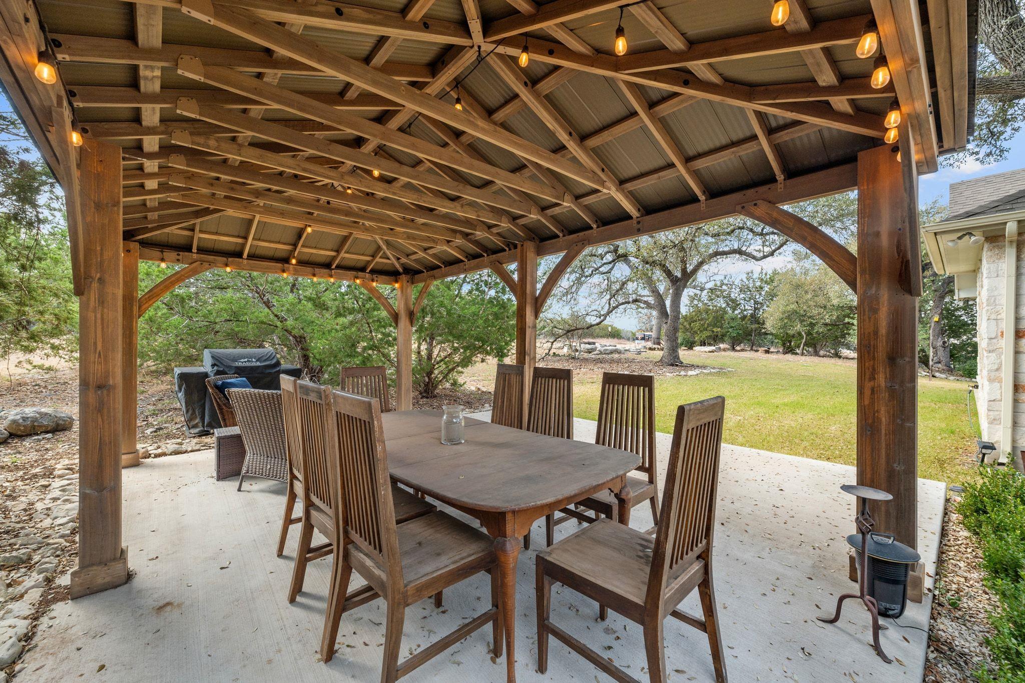 334 Sapling Dr, Driftwood, TX 78619