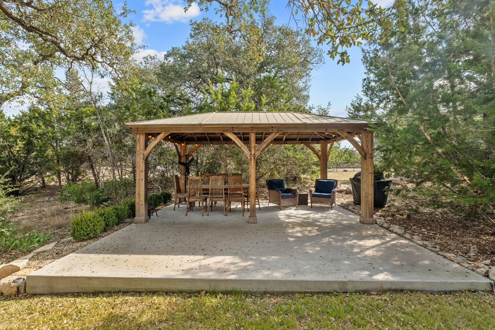 334 Sapling Dr, Driftwood, TX 78619