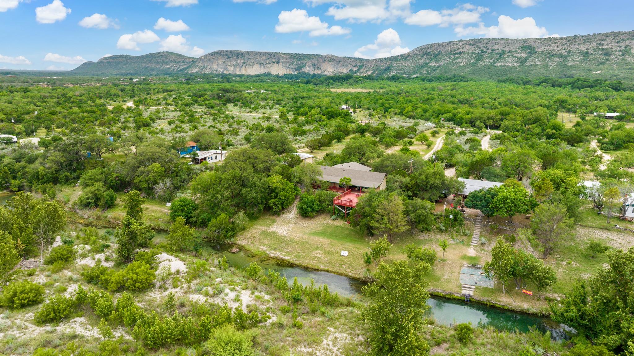 1245A Private Road 2415, Uvalde, TX 78801